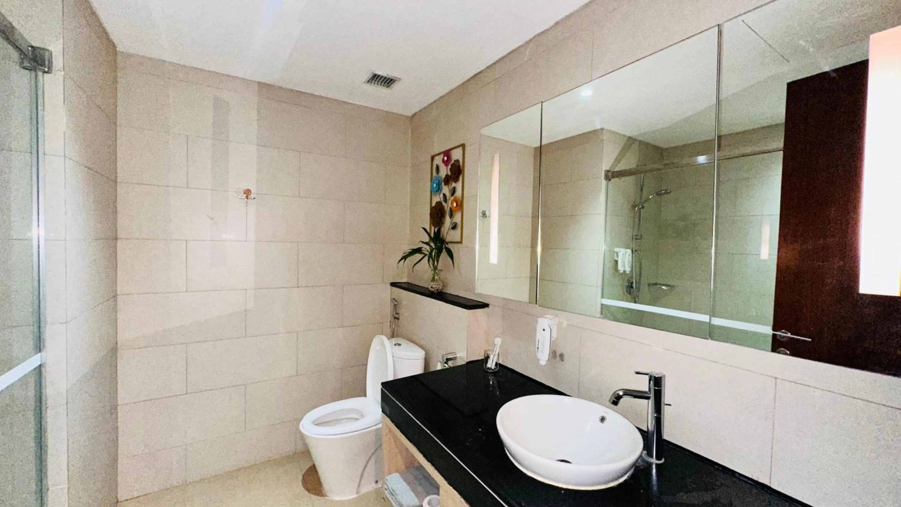 The H Tower Rasuna Suites Kuningan Jakarta By Villaloka