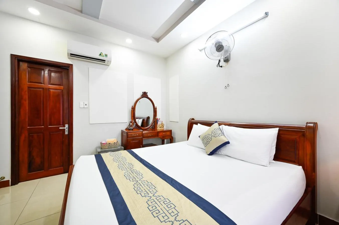 Bed in Sky Star Hotel