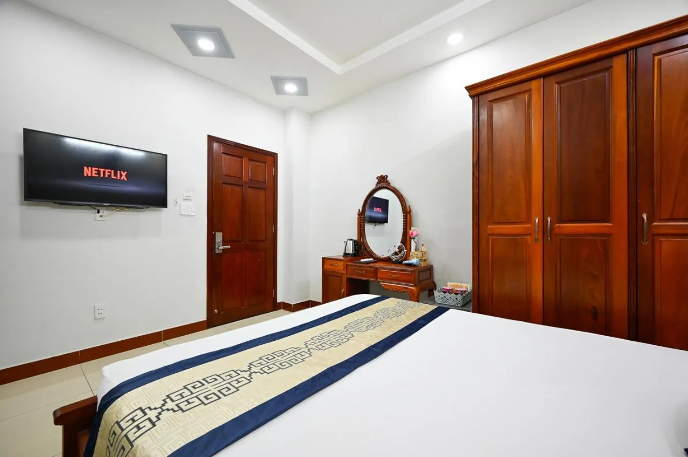 Bed in Sky Star Hotel