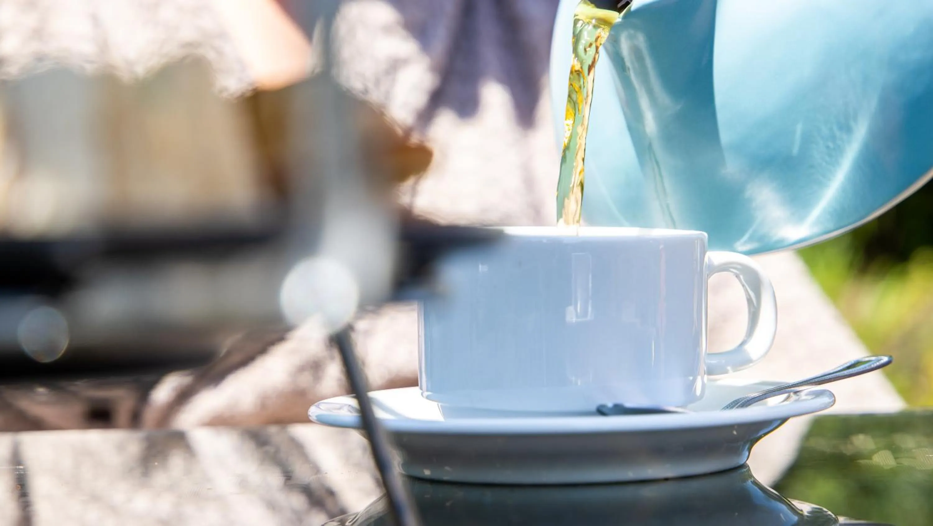 Coffee/tea facilities in Elite Venue Selection Felbridge - Gatwick