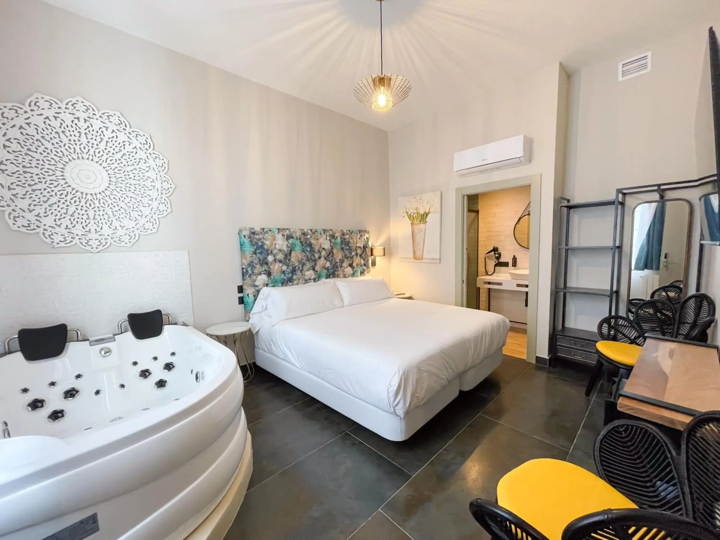 Room with Spa Bath in Akla Hotel Badajoz Room with Spa Bath in Akla Hotel Badajoz