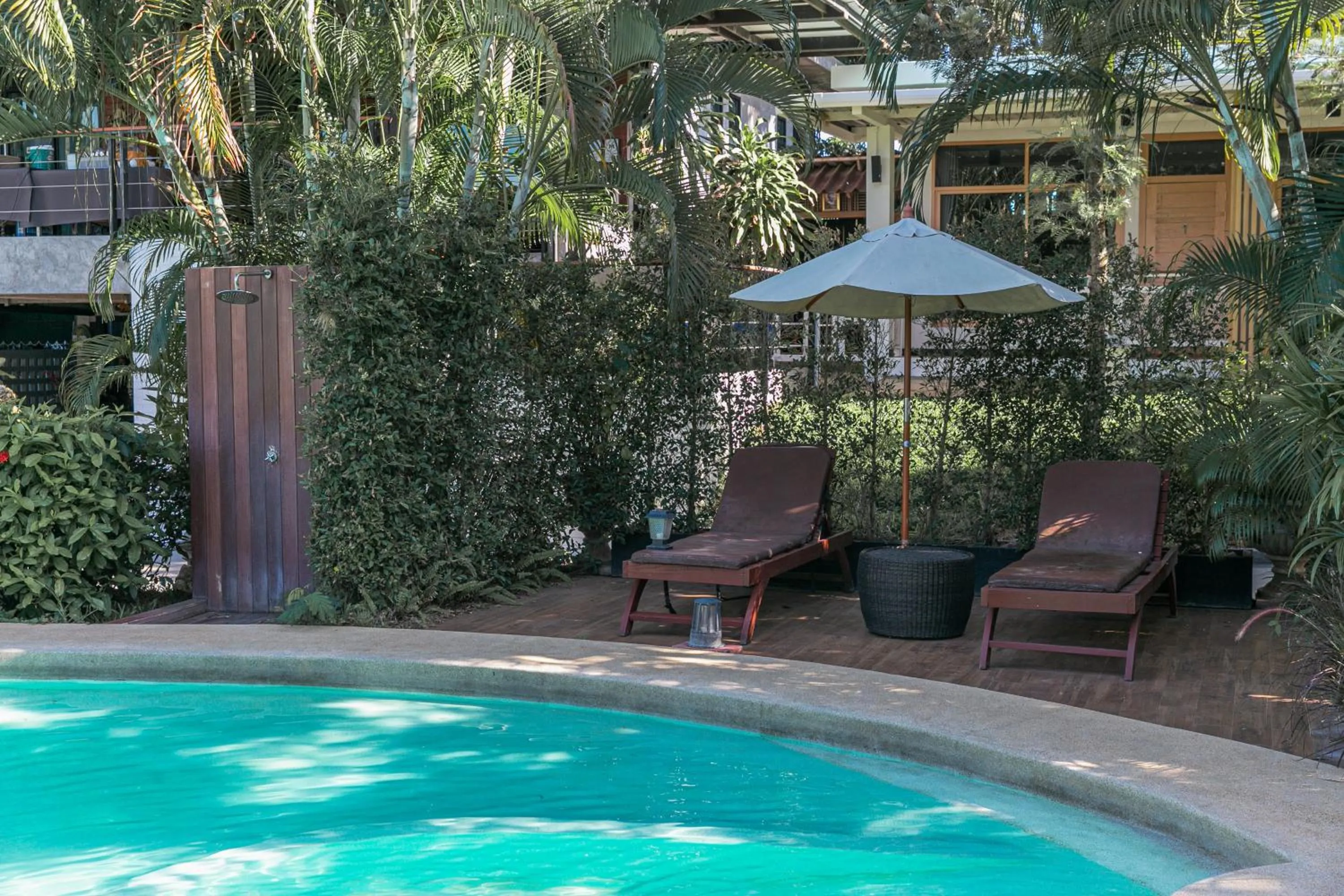 Swimming pool in Best Way Resort