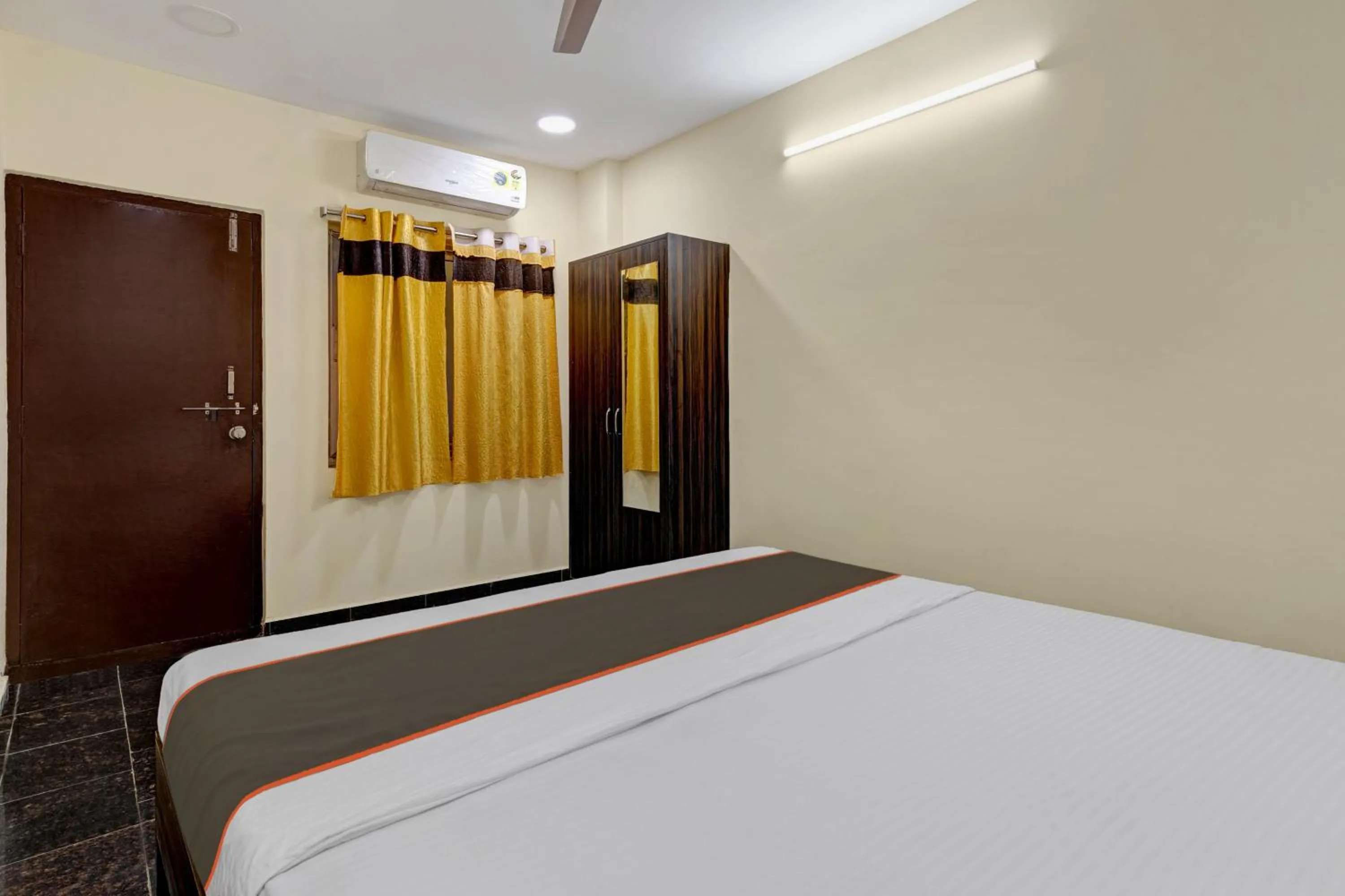 Bedroom in Hotel O AYWA STAYINN