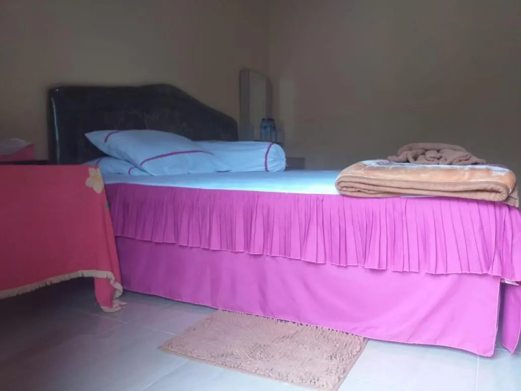 Bed in Bungalow Paer Doe