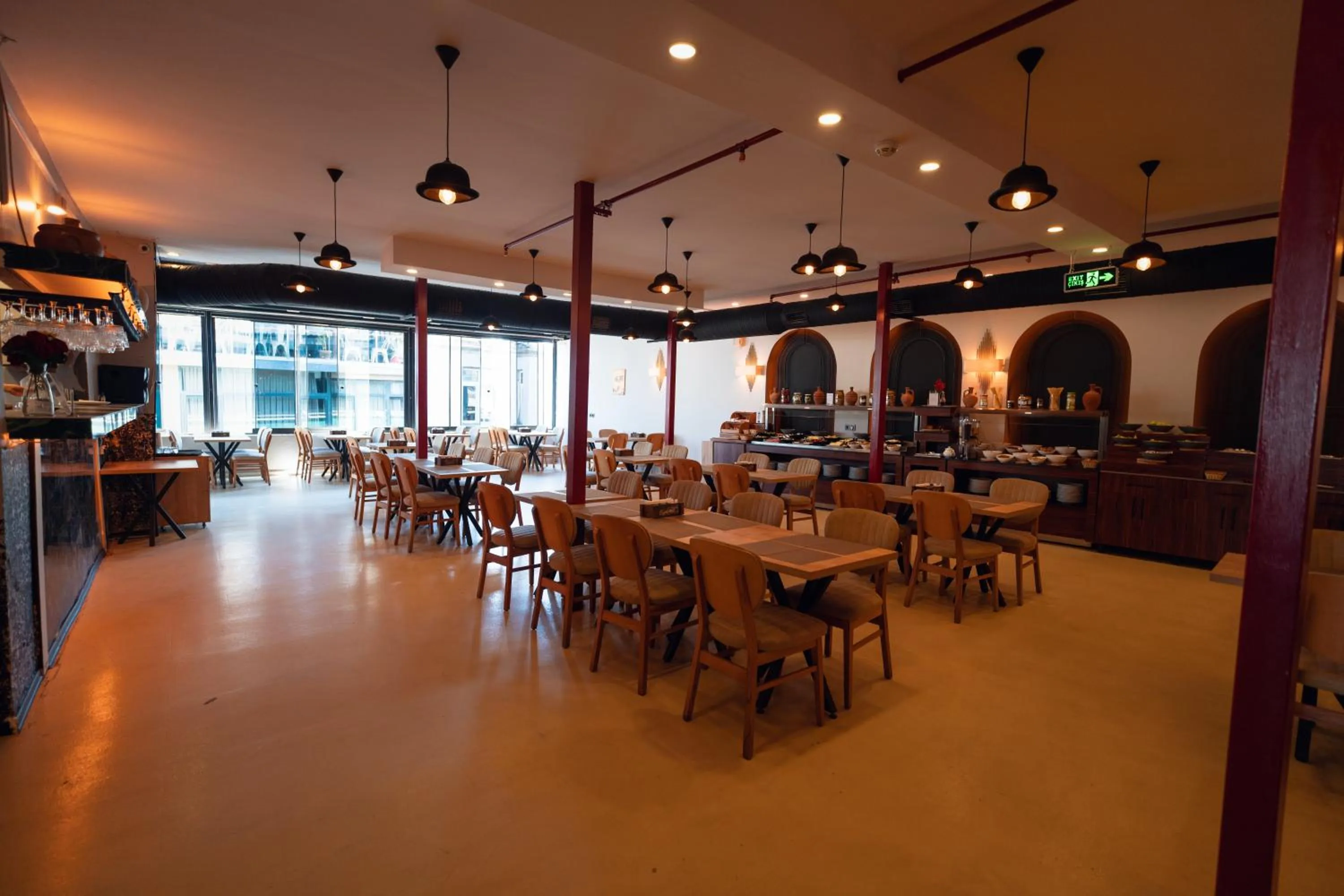 Restaurant/places to eat in Galata Greenland Hotel