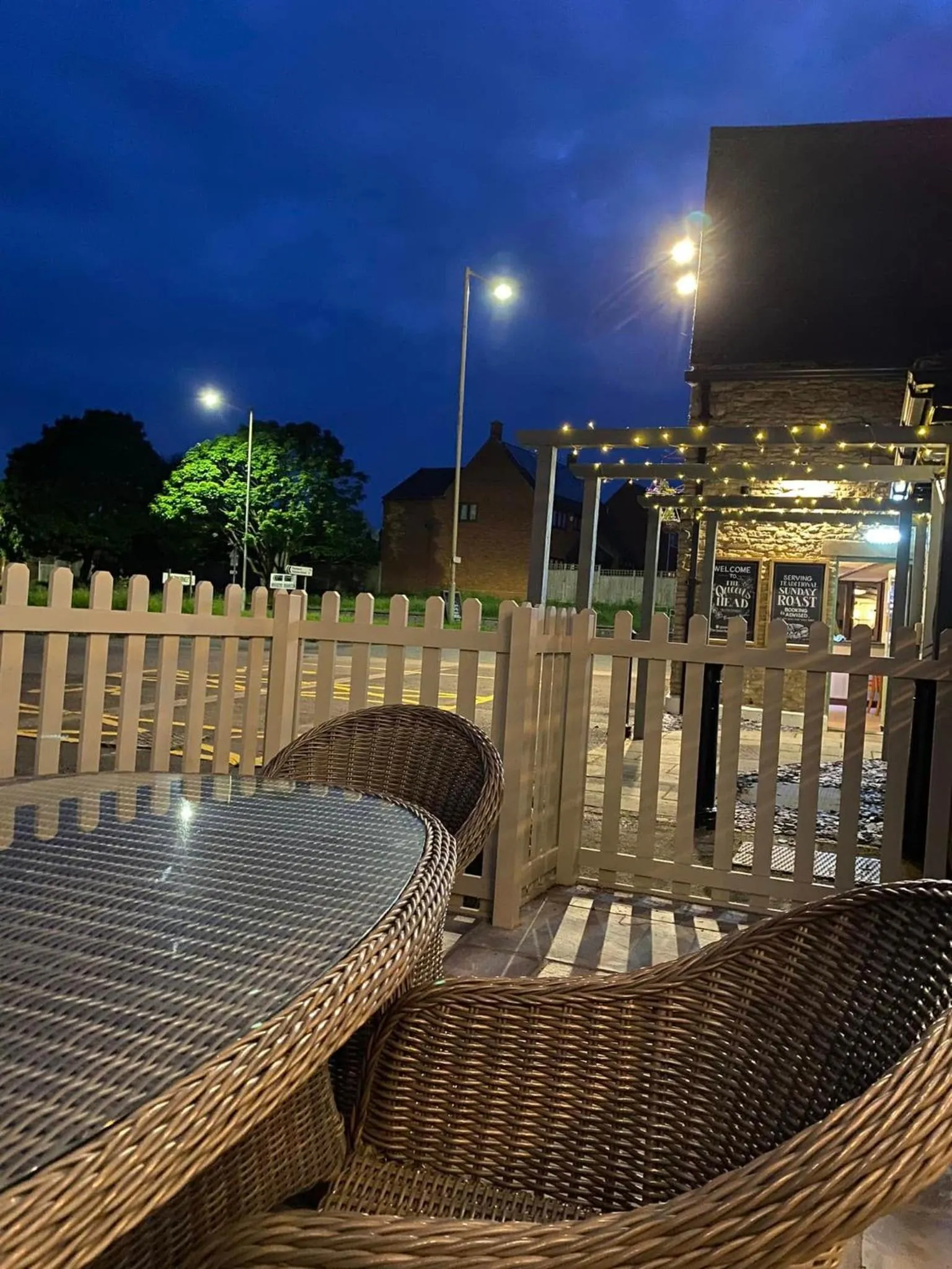 Garden in The Queens Head Inn