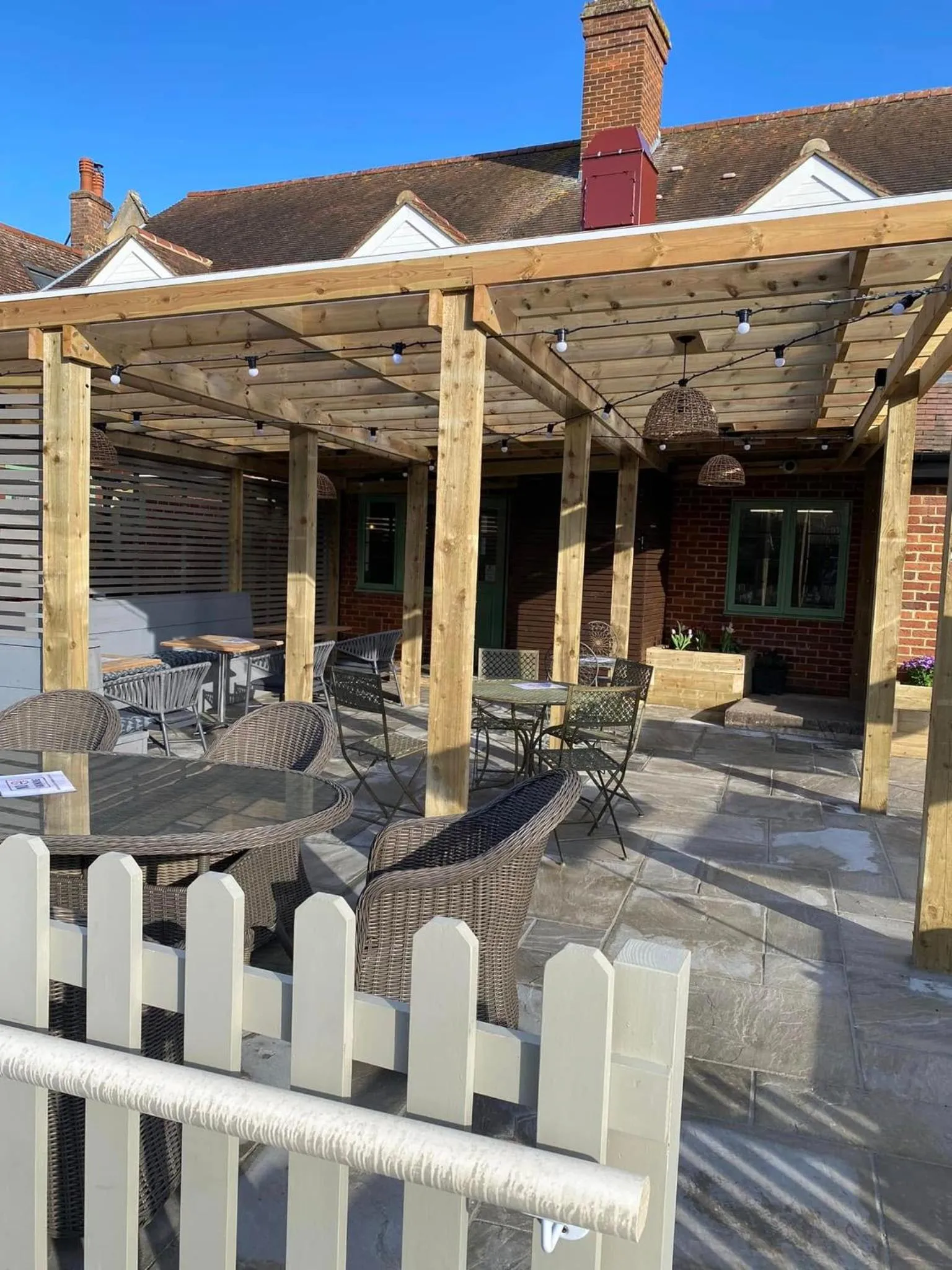 Garden view in The Queens Head Inn