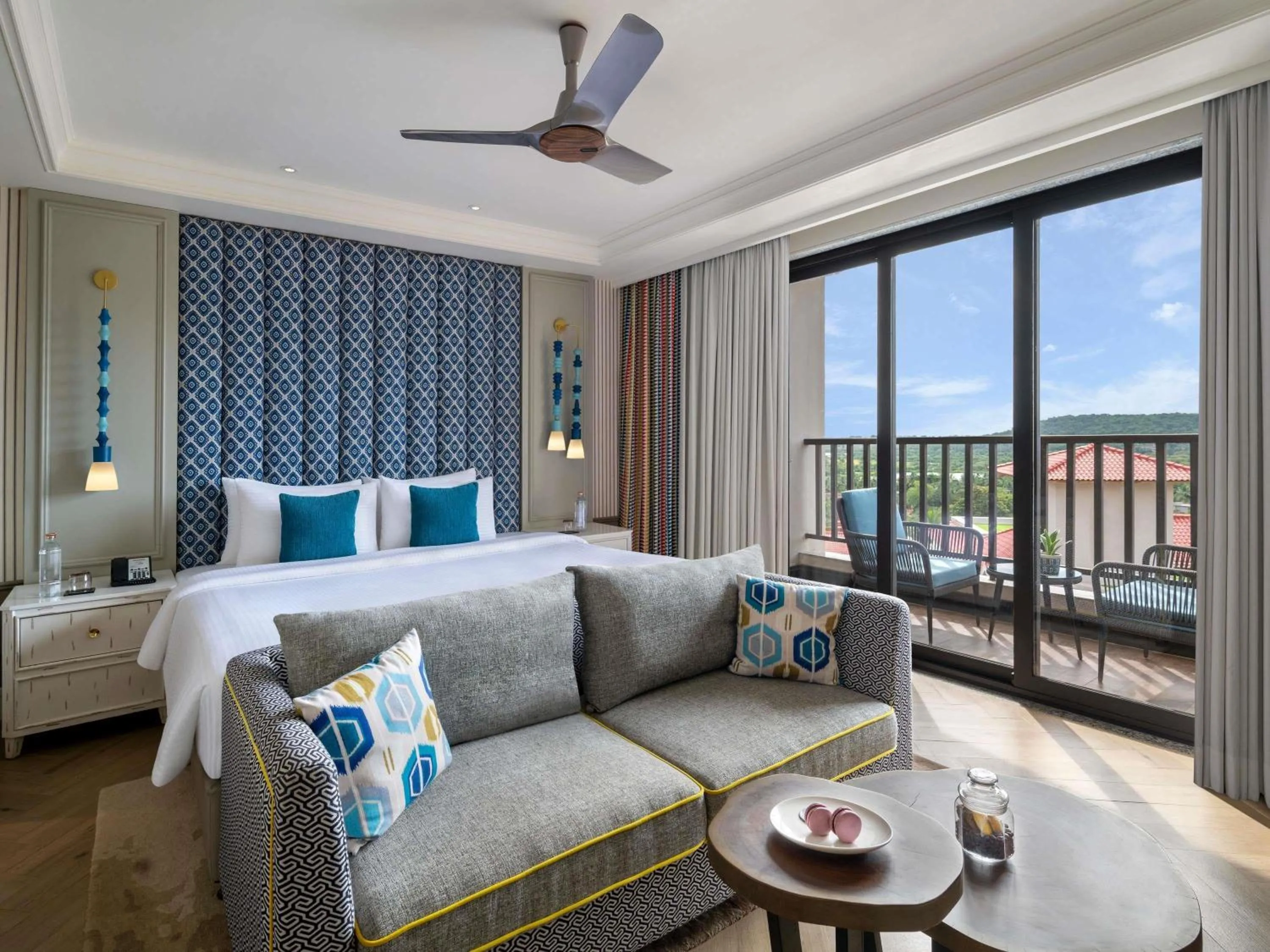 Bedroom, Bed in Grand Mercure Goa Candolim - An Accor Hotels Brand