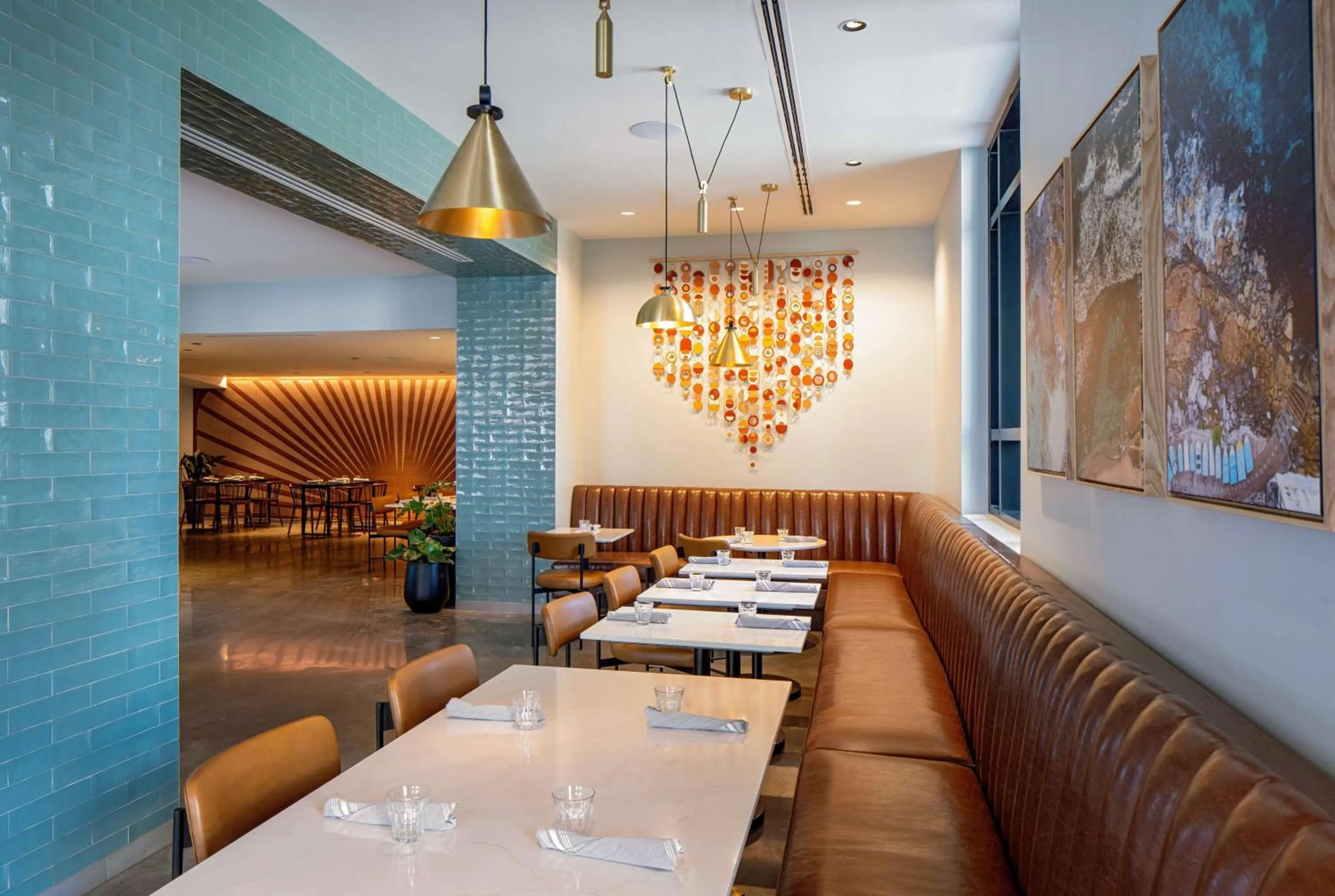 Restaurant/places to eat in Tempo By Hilton Nashville Downtown