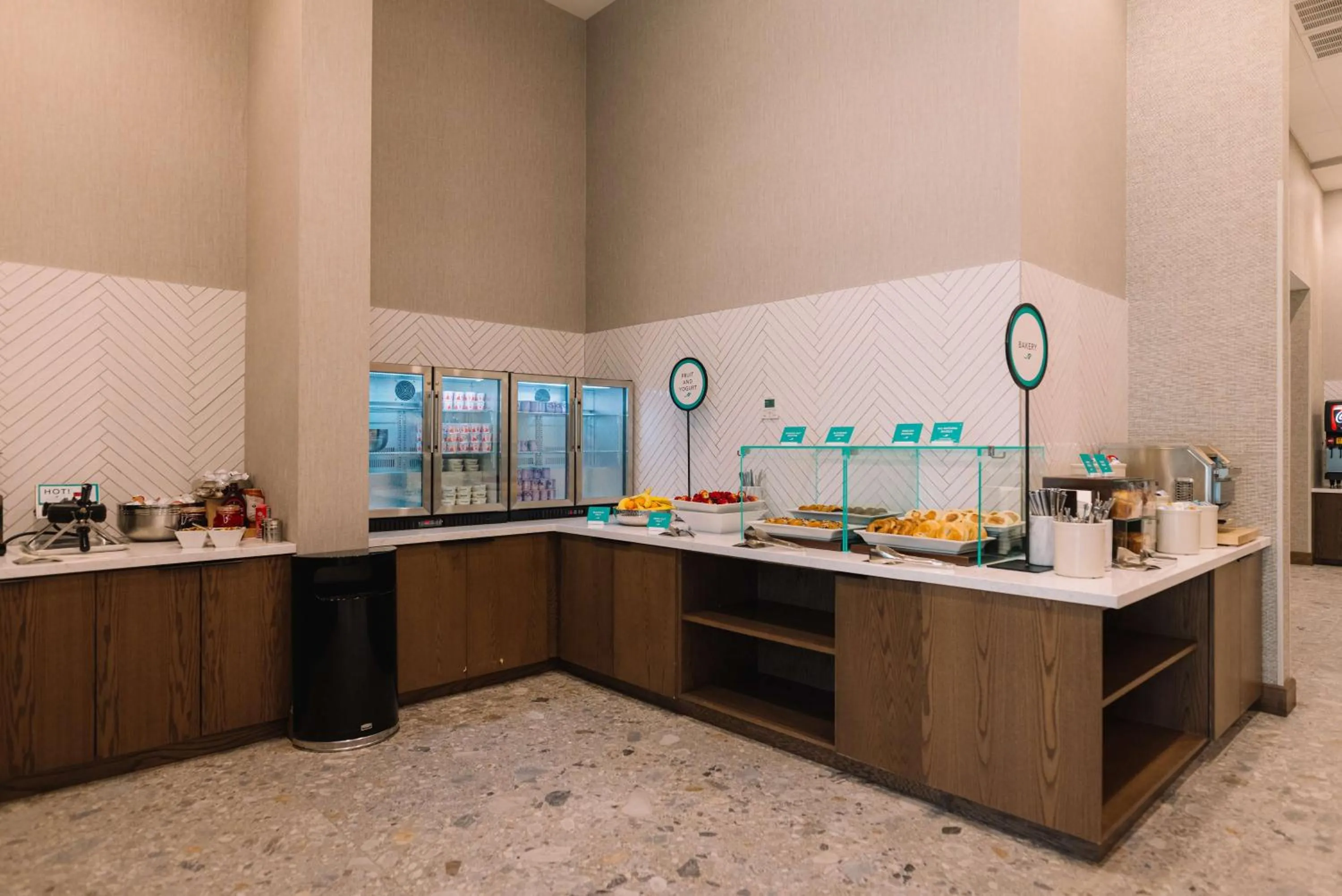 Breakfast in Embassy Suites By Hilton Gatlinburg Resort