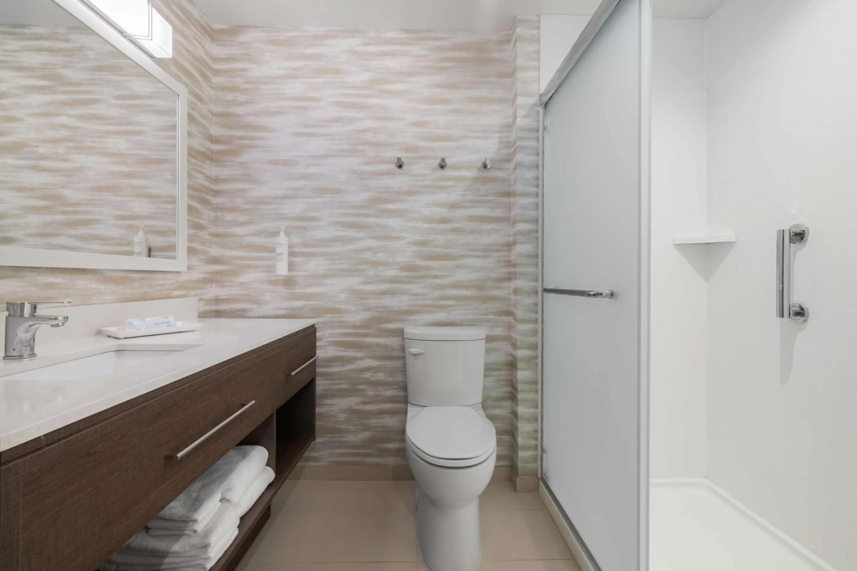 Bathroom in Home2 Suites By Hilton El Centro