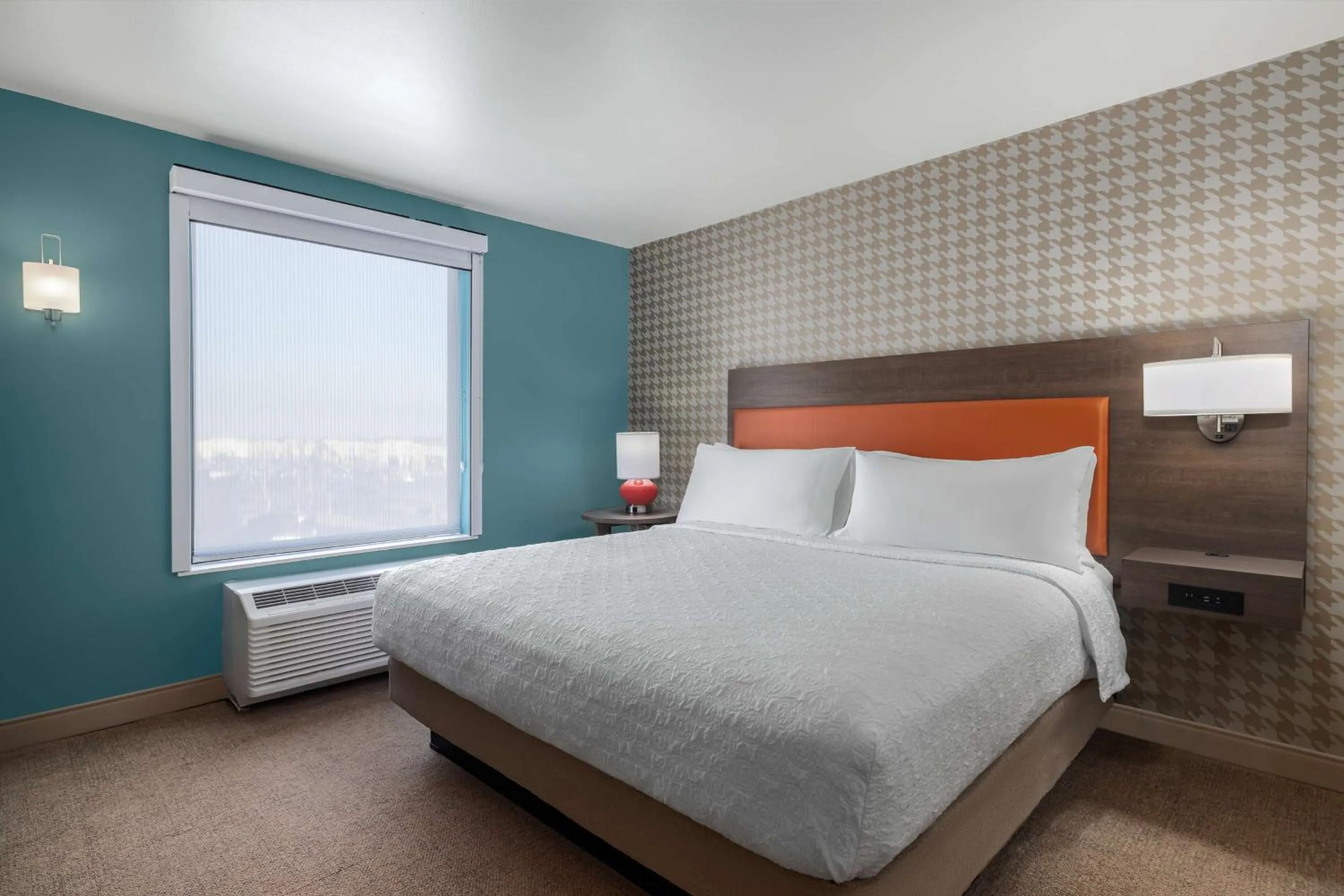 Bed in Home2 Suites By Hilton El Centro