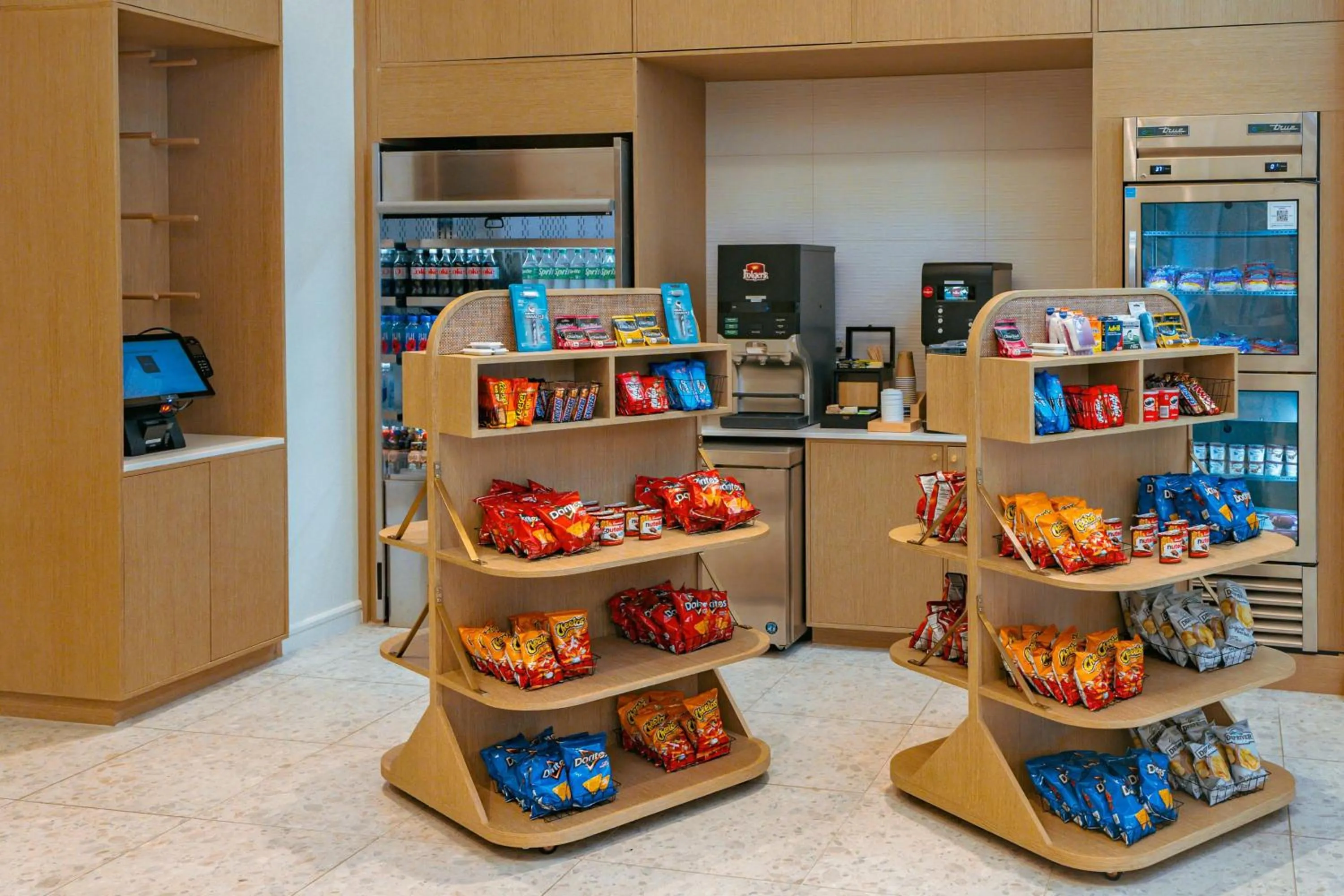 Restaurant/places to eat in Embassy Suites By Hilton Orlando Sunset Walk