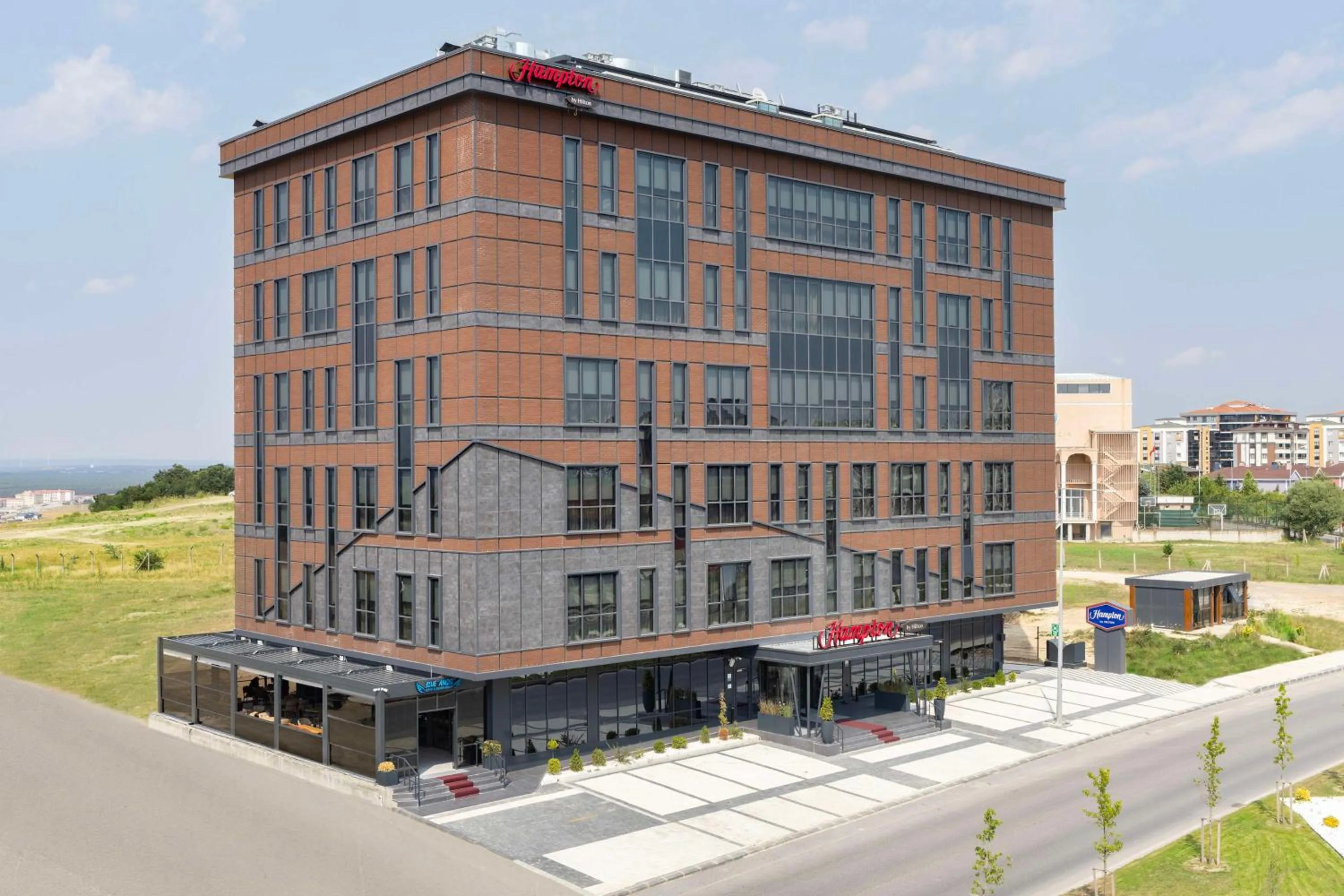 Property building in Hampton By Hilton Cerkezkoy