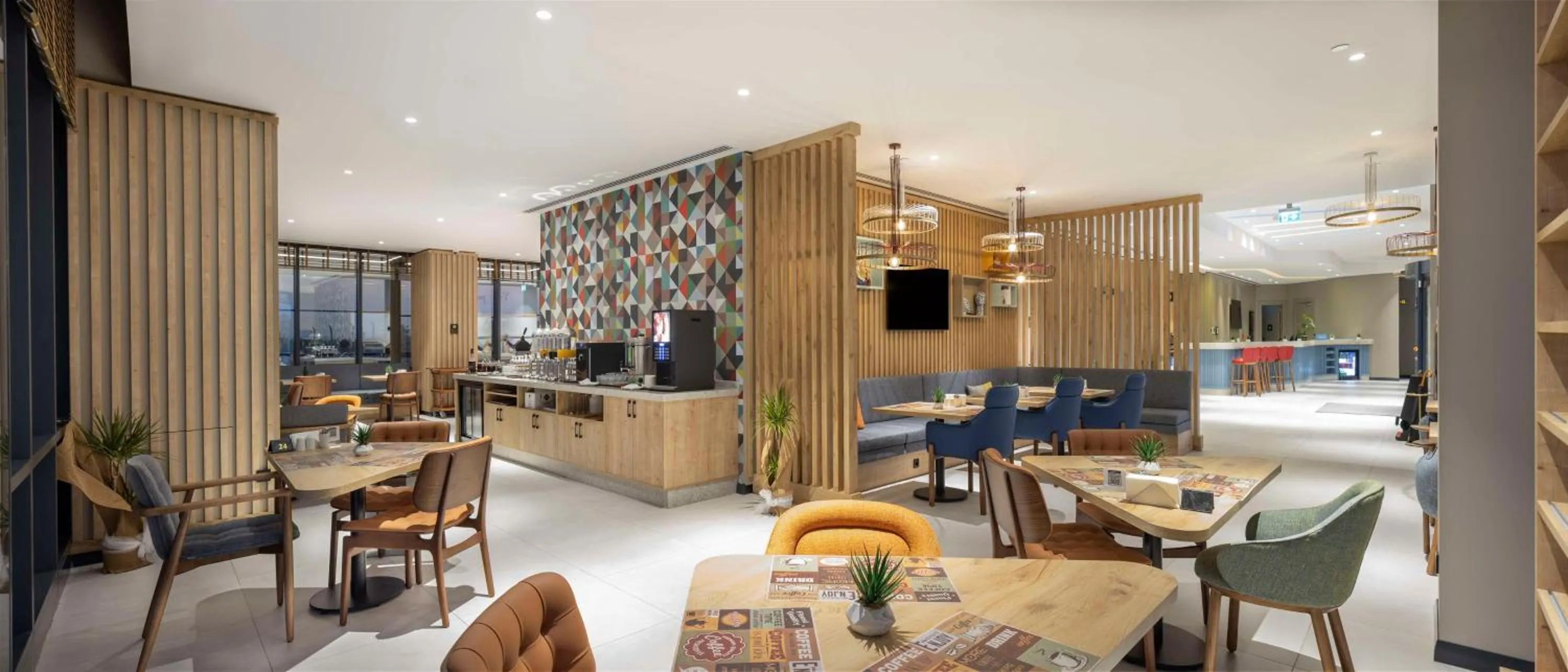 Lobby or reception in Hampton By Hilton Cerkezkoy