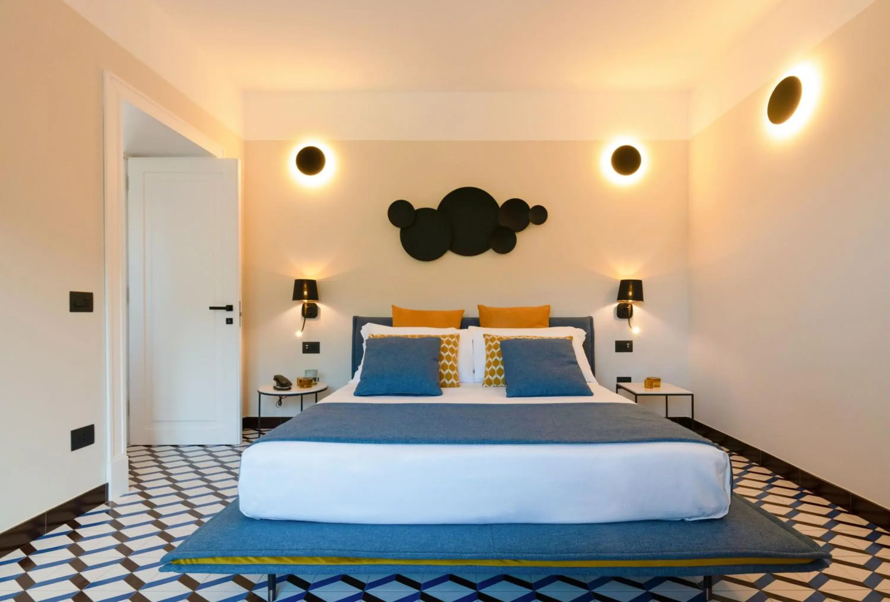 Deluxe Double Room with Bath in Gargiulo Resort Deluxe Double Room with Bath in Gargiulo Resort