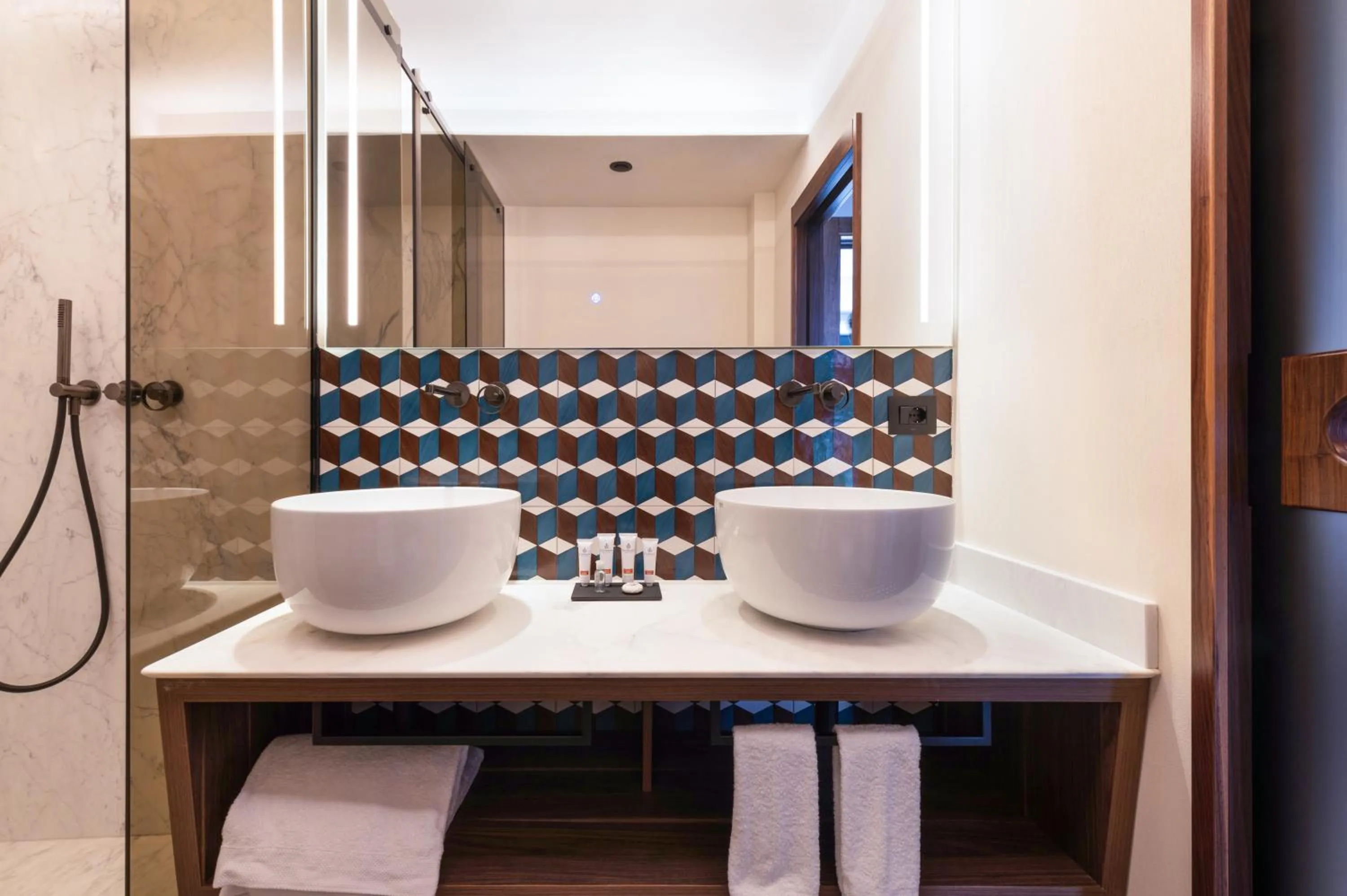 Bathroom in Gargiulo Resort