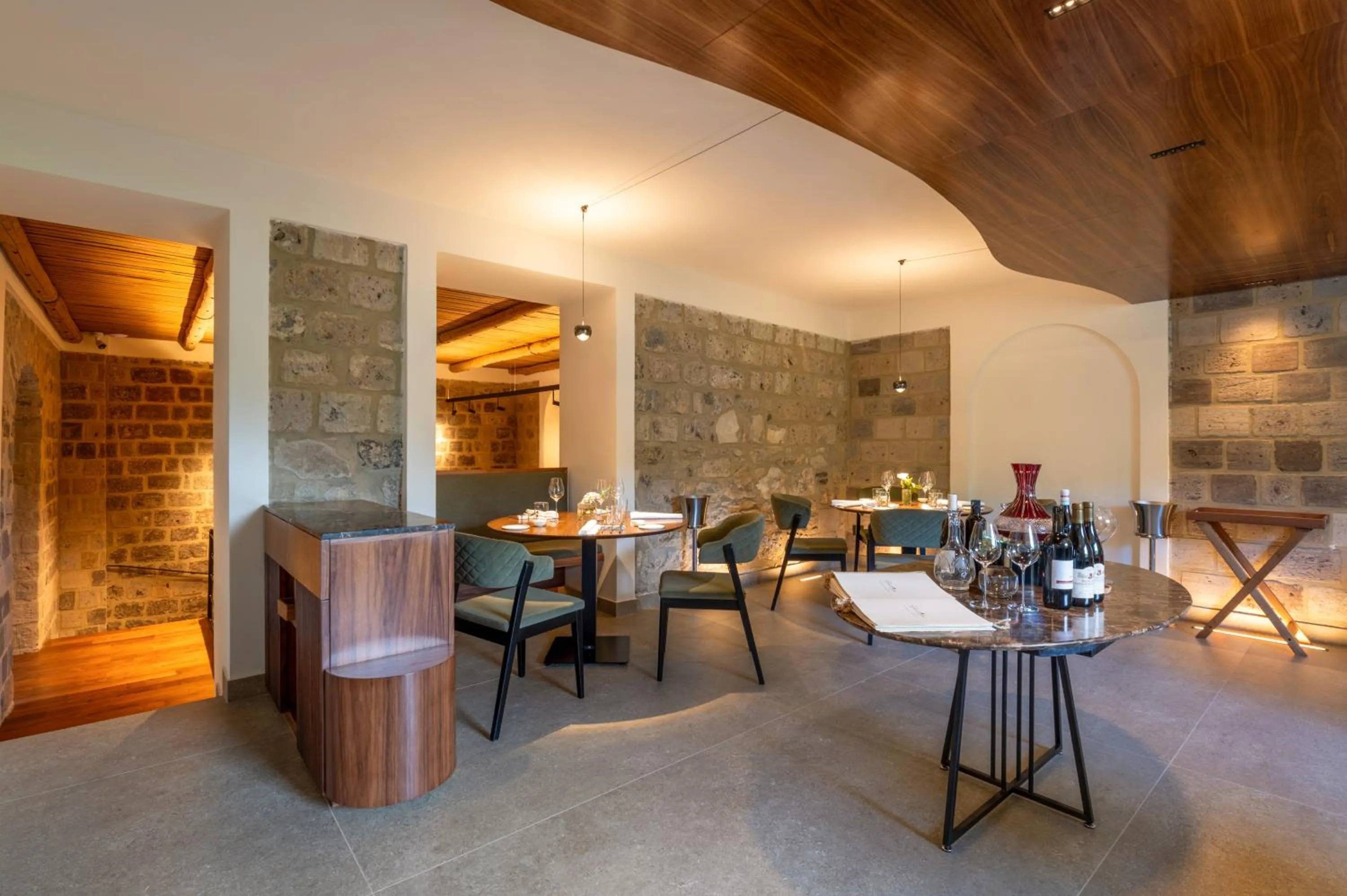 Restaurant/places to eat in Gargiulo Resort