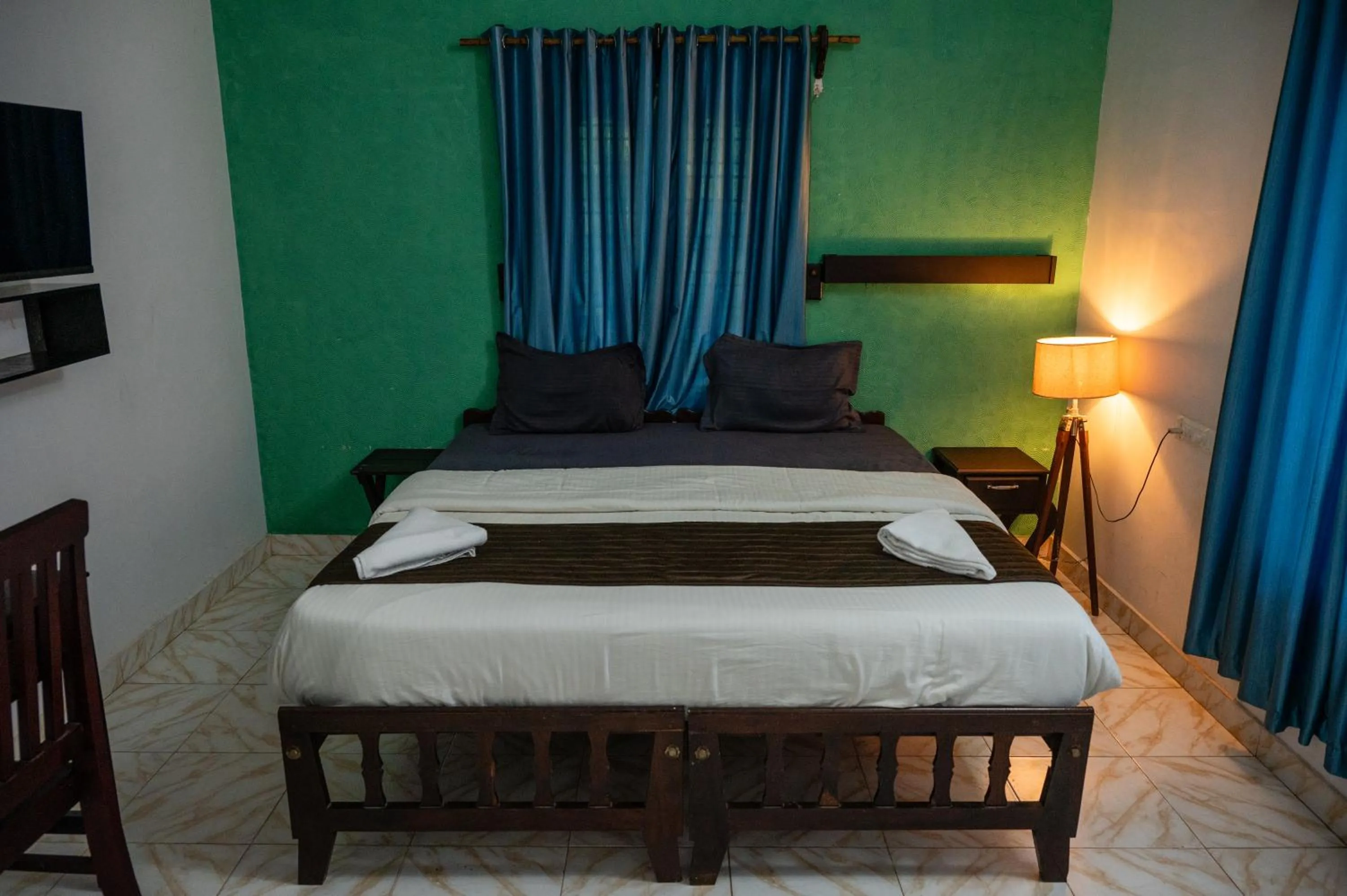 Bed in Sky Frame Beach Resort