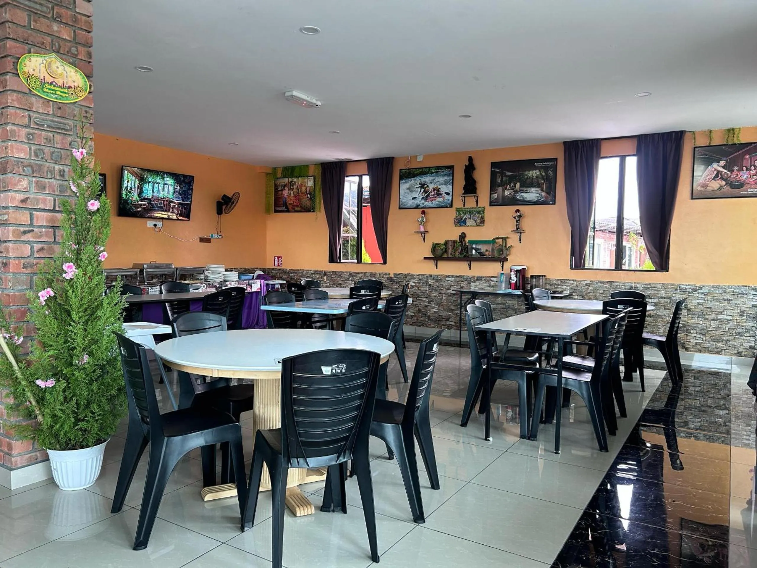 Restaurant/places to eat in Tekoma Resort Cameron Highlands