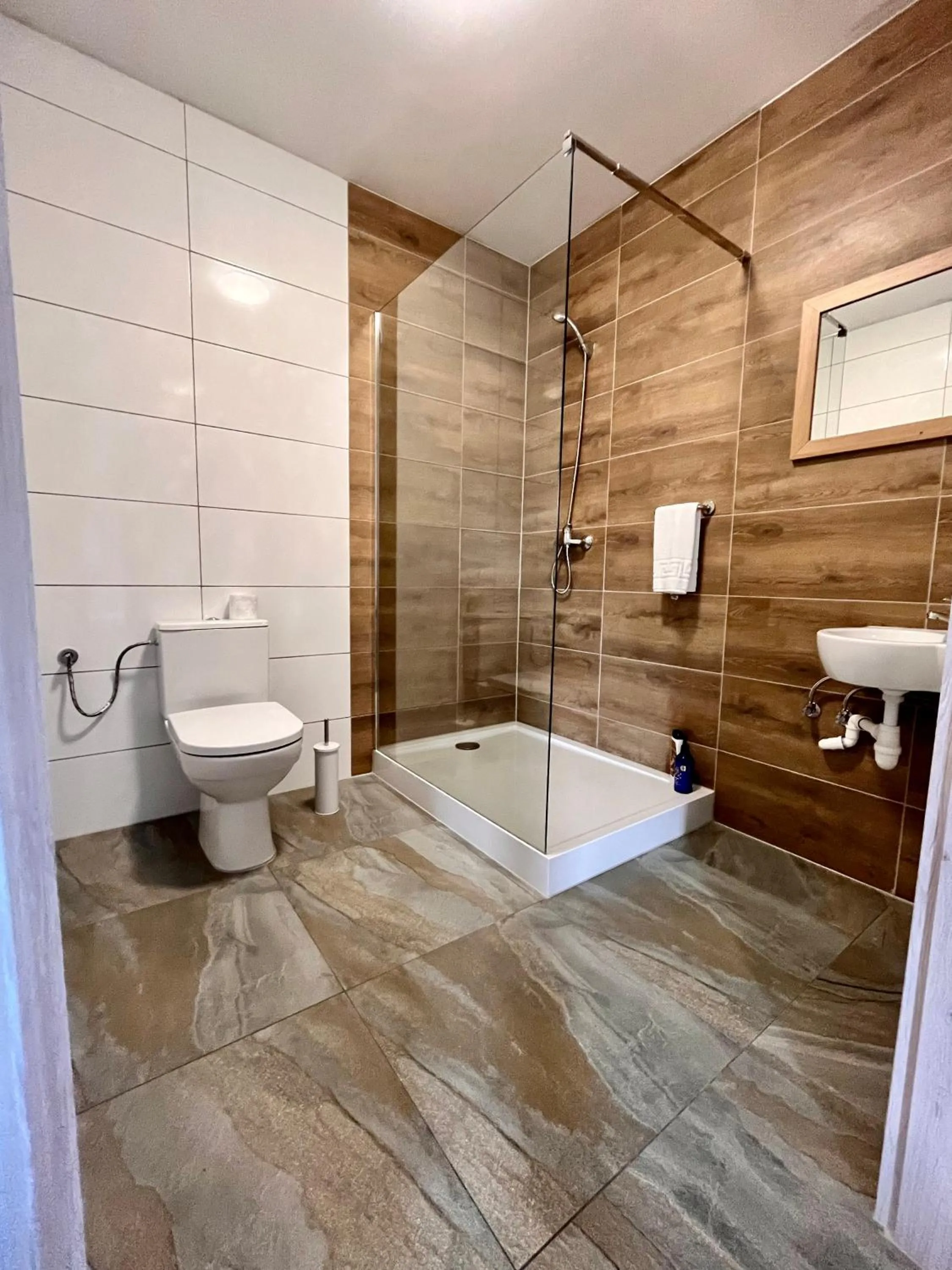 3 Budget Stay Apartments