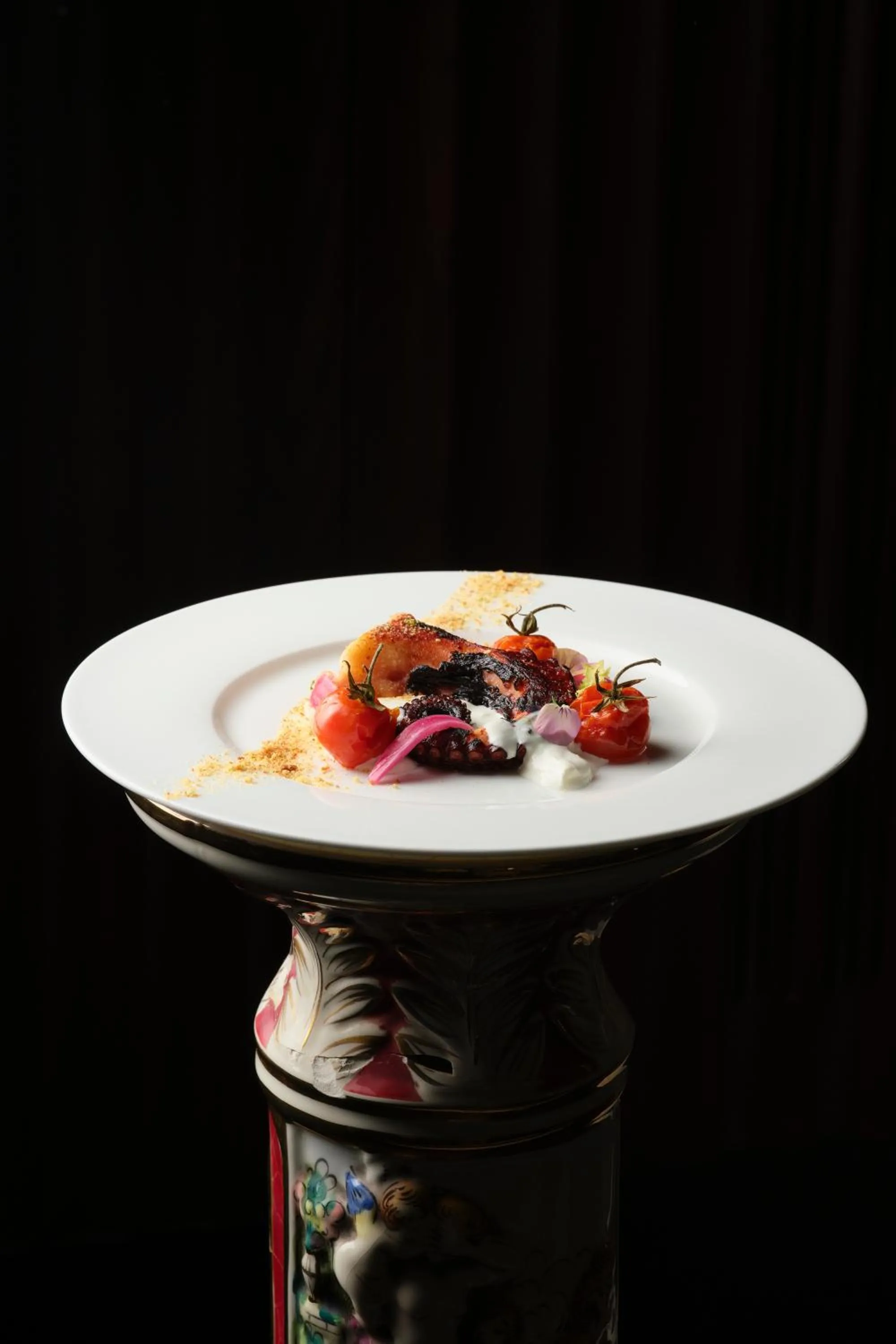 Restaurant/places to eat in TB Place Roma