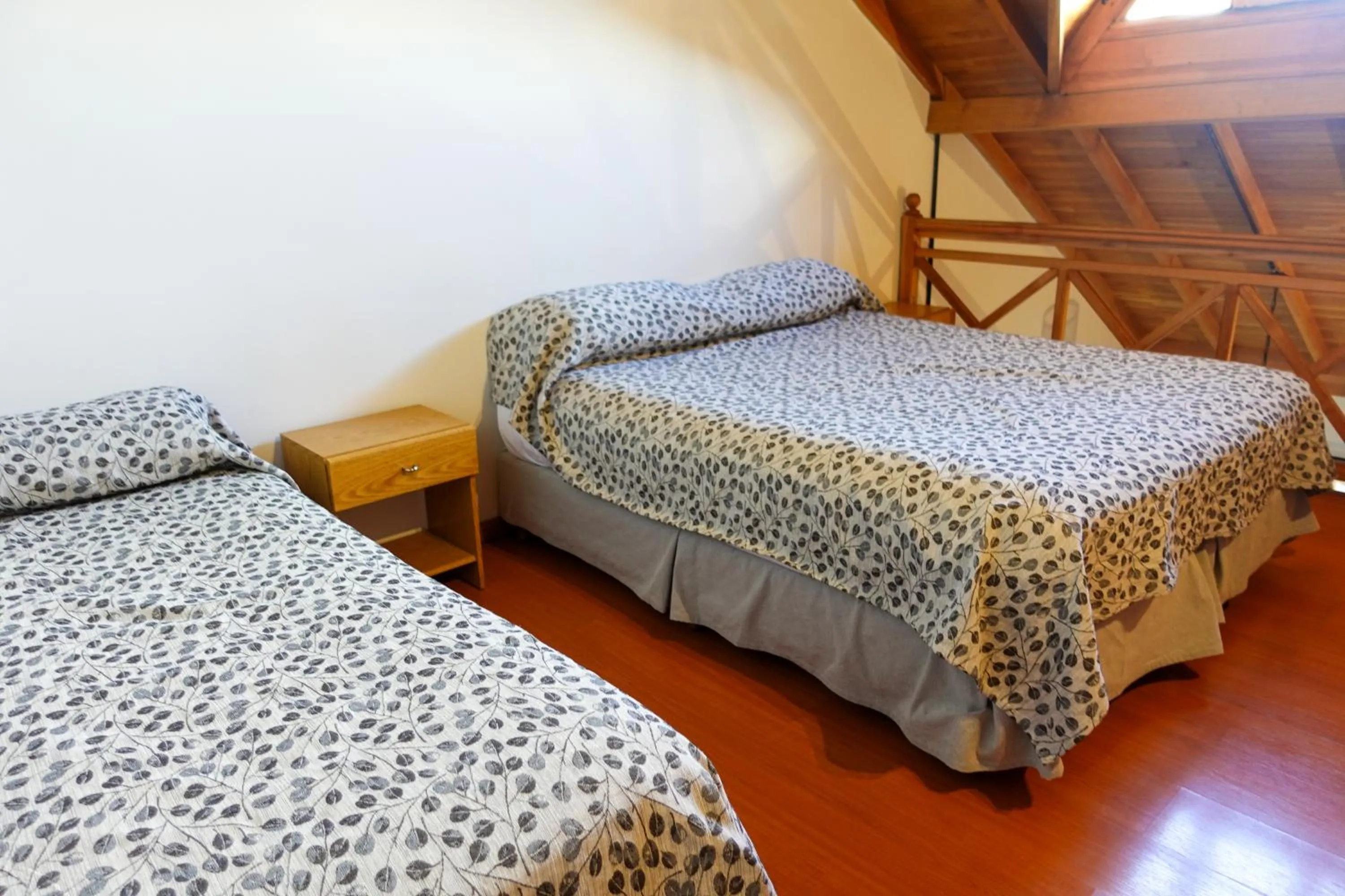 Text overlay, Bed in Choconcito Apart Hotel