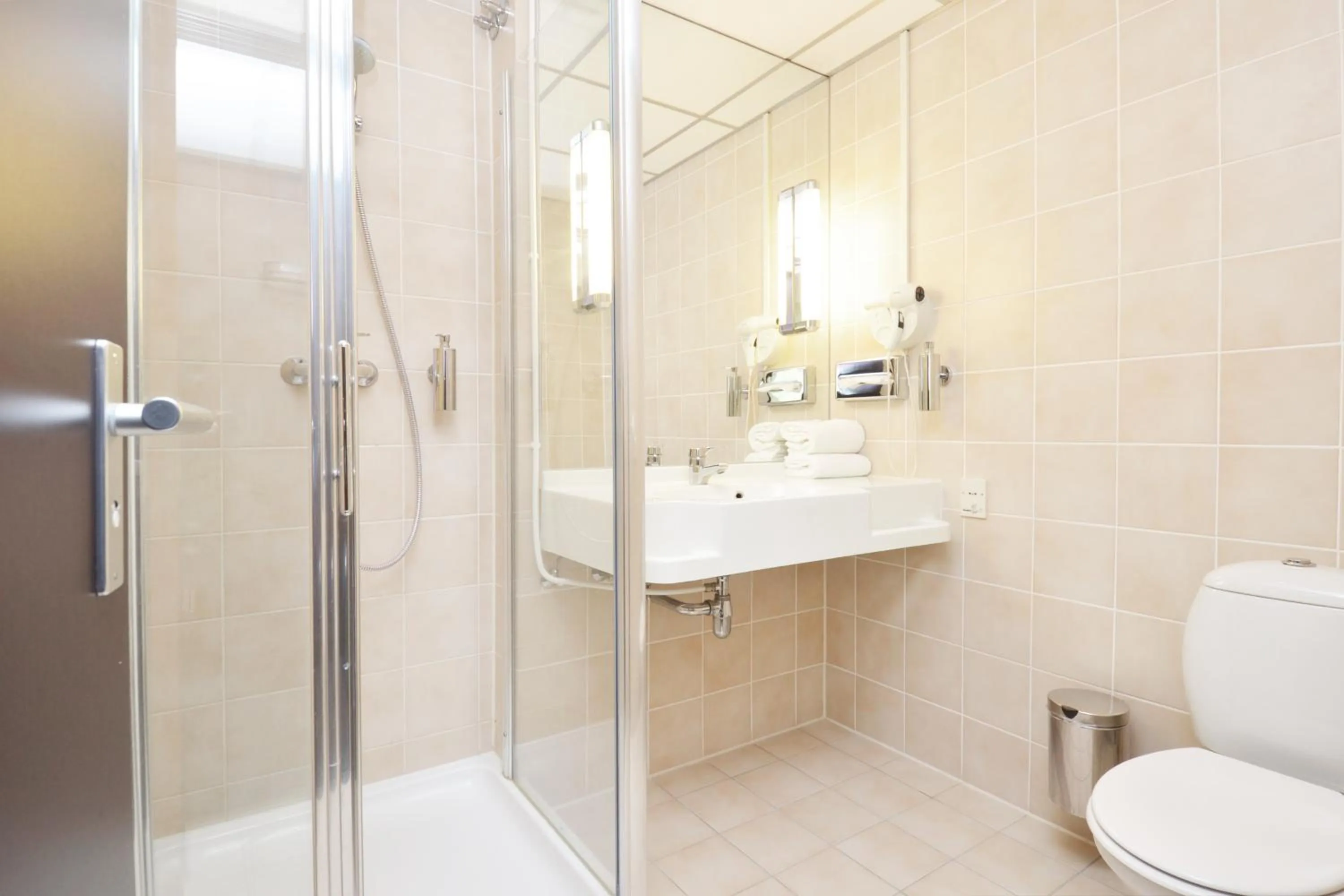 Bathroom in Fletcher Hotel-Restaurant ‘s-Hertogenbosch