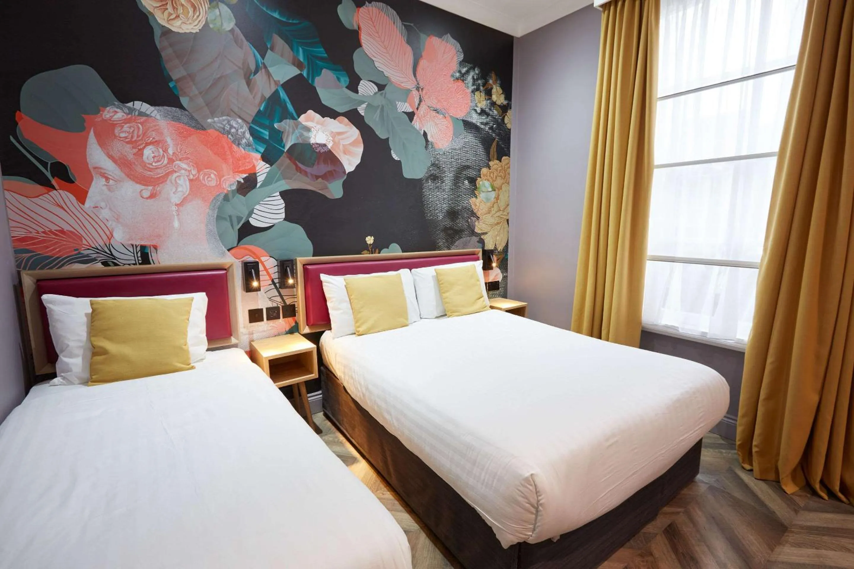 Bedroom, Bed in Comfort Inn Victoria