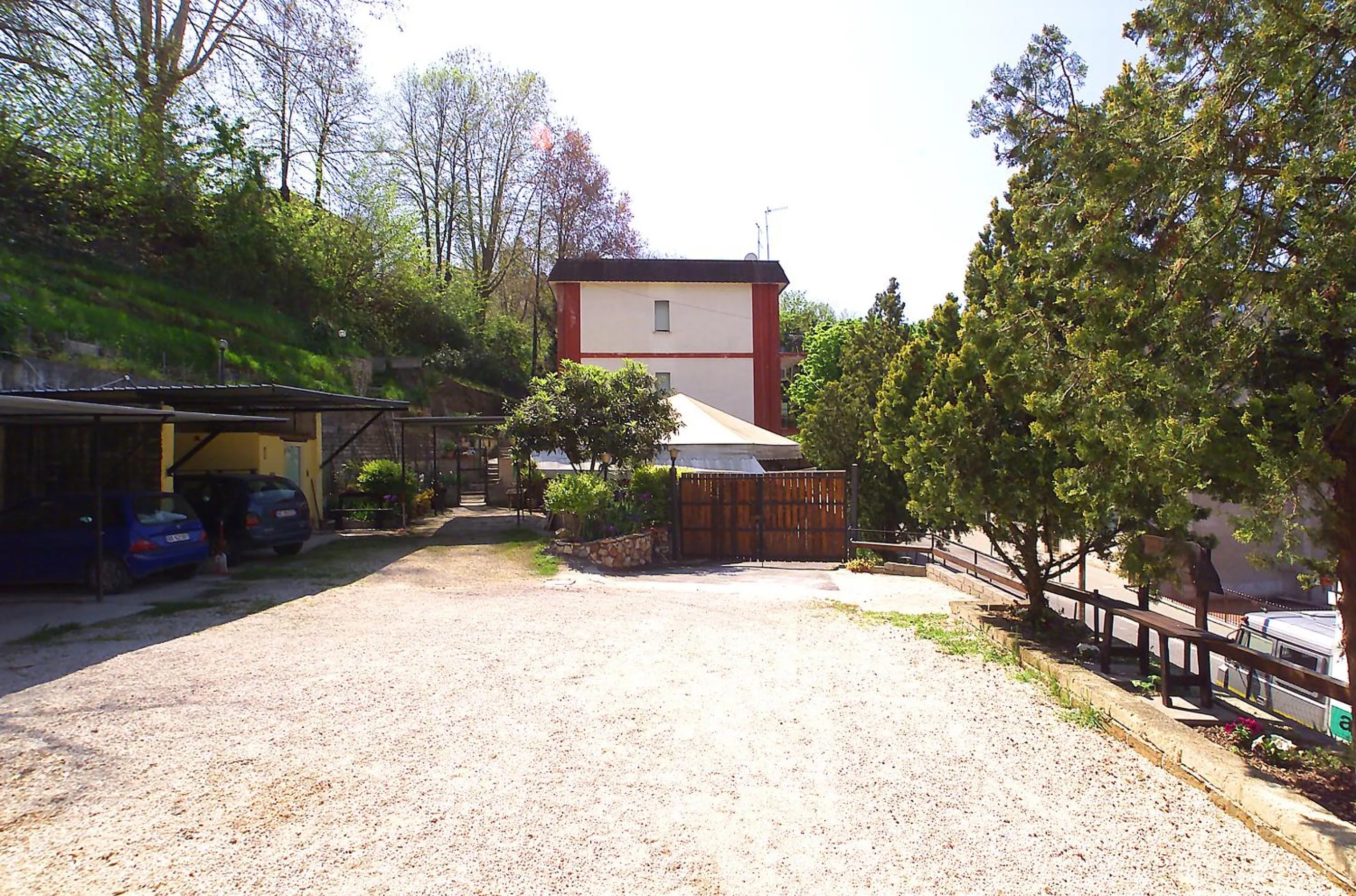 Property Building in Albergo Da Peppino