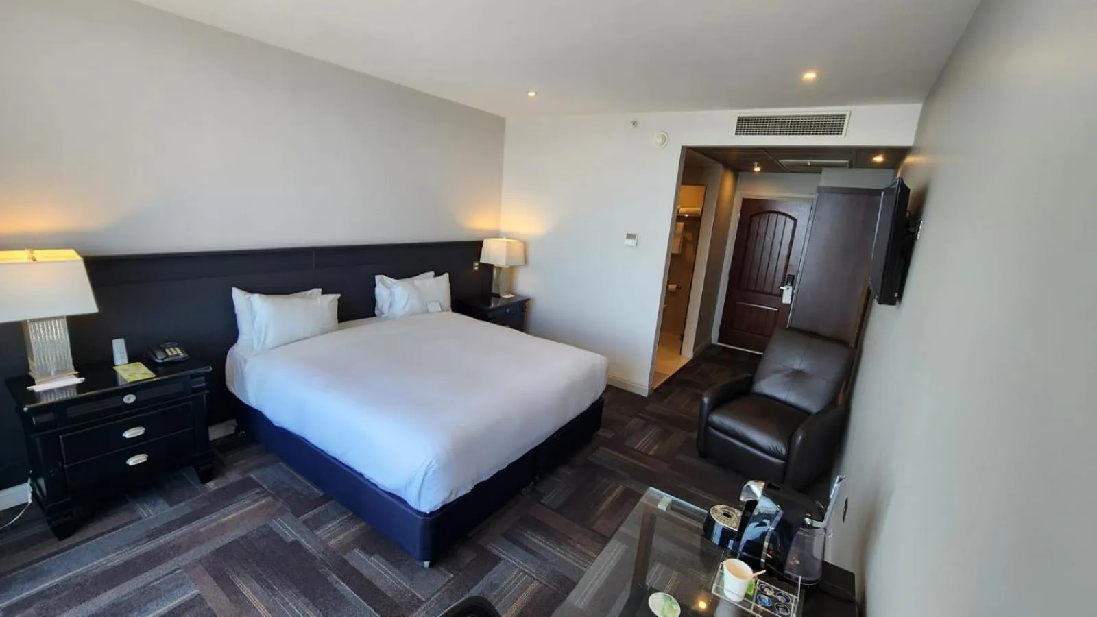 Bed in Wyndham Garden Antofagasta Pettra