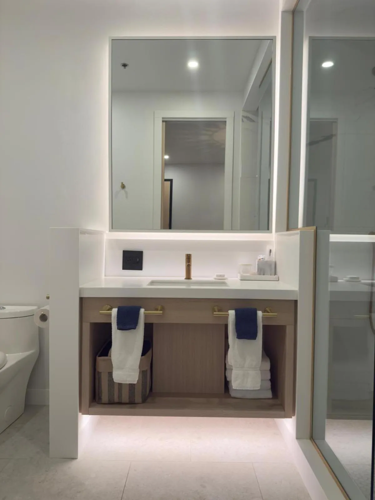 Bathroom in Cribs on Main