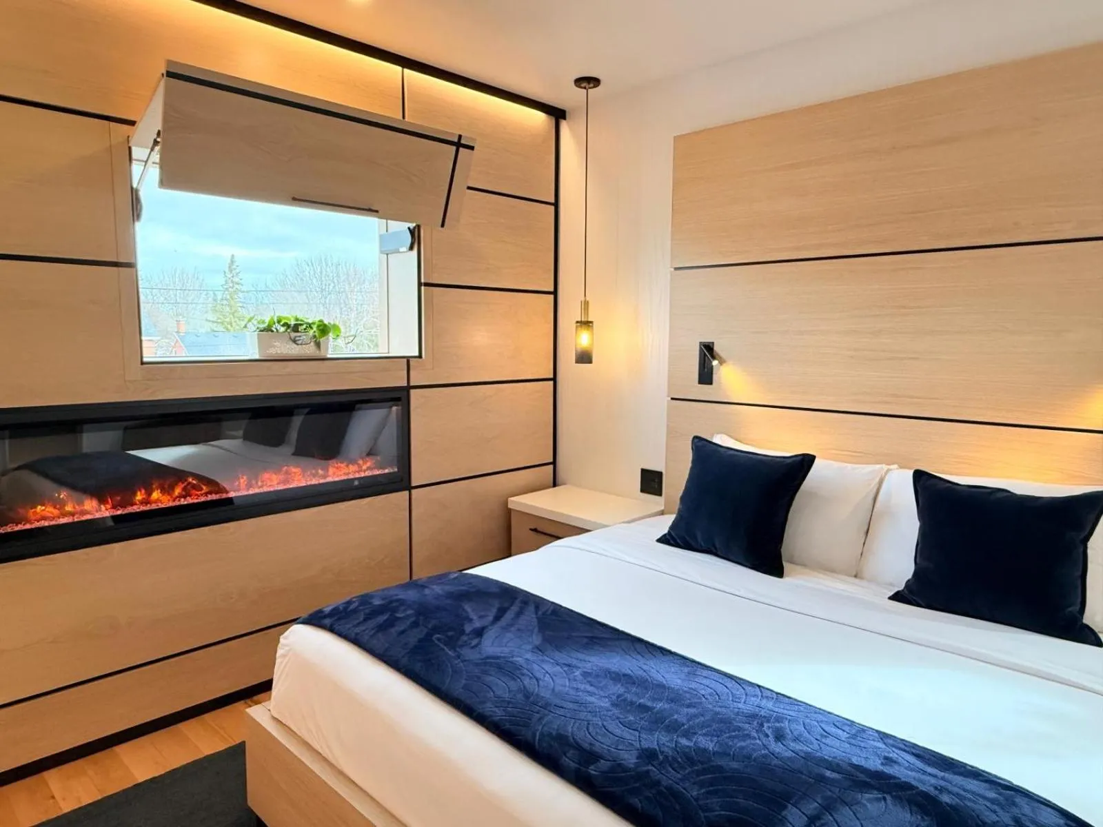 Bed in Cribs on Main