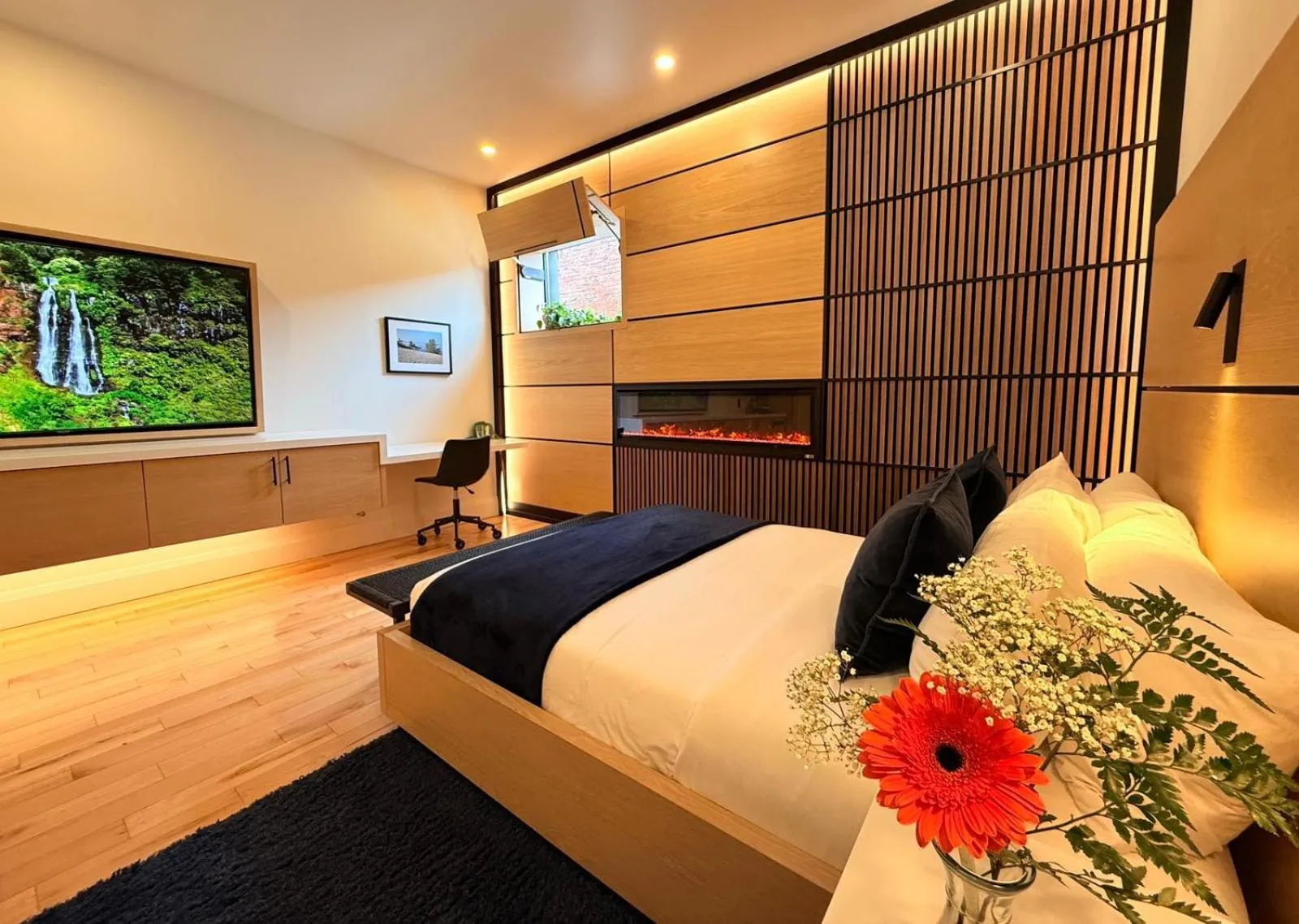 Bed in Cribs on Main