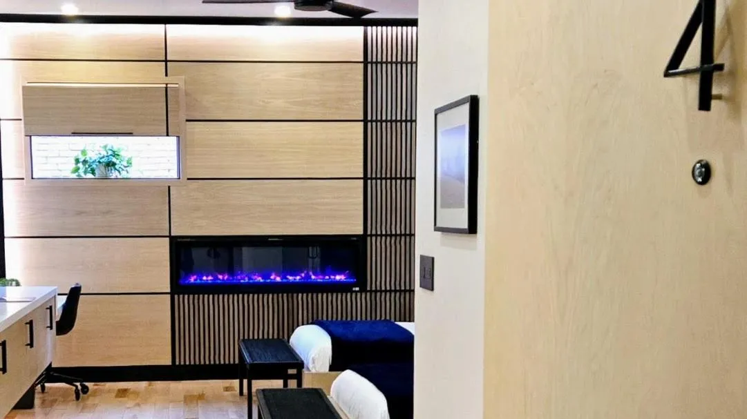 Bed in Cribs on Main