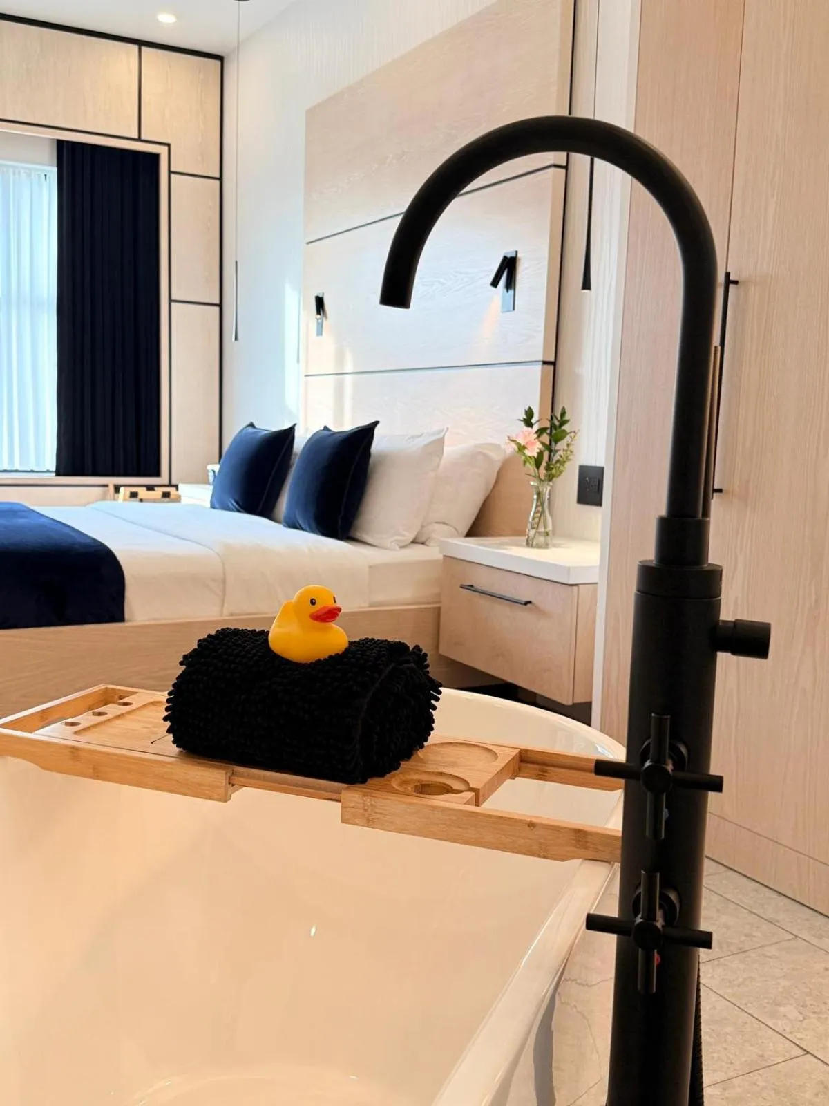 Bed in Cribs on Main