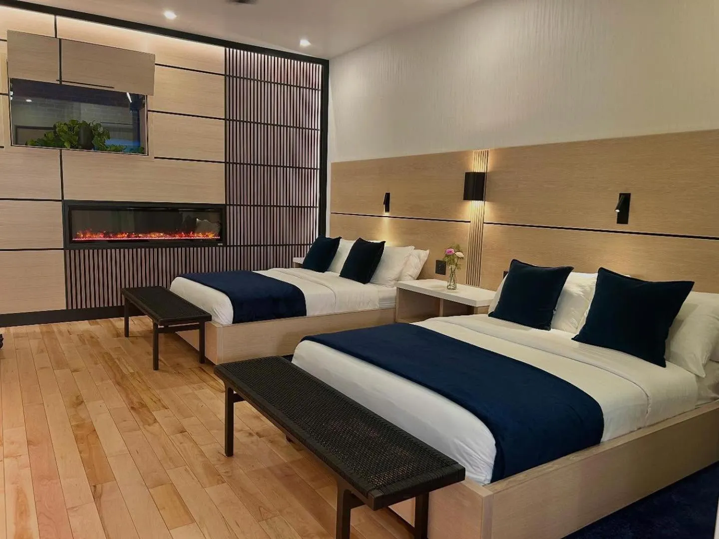 Bed in Cribs on Main