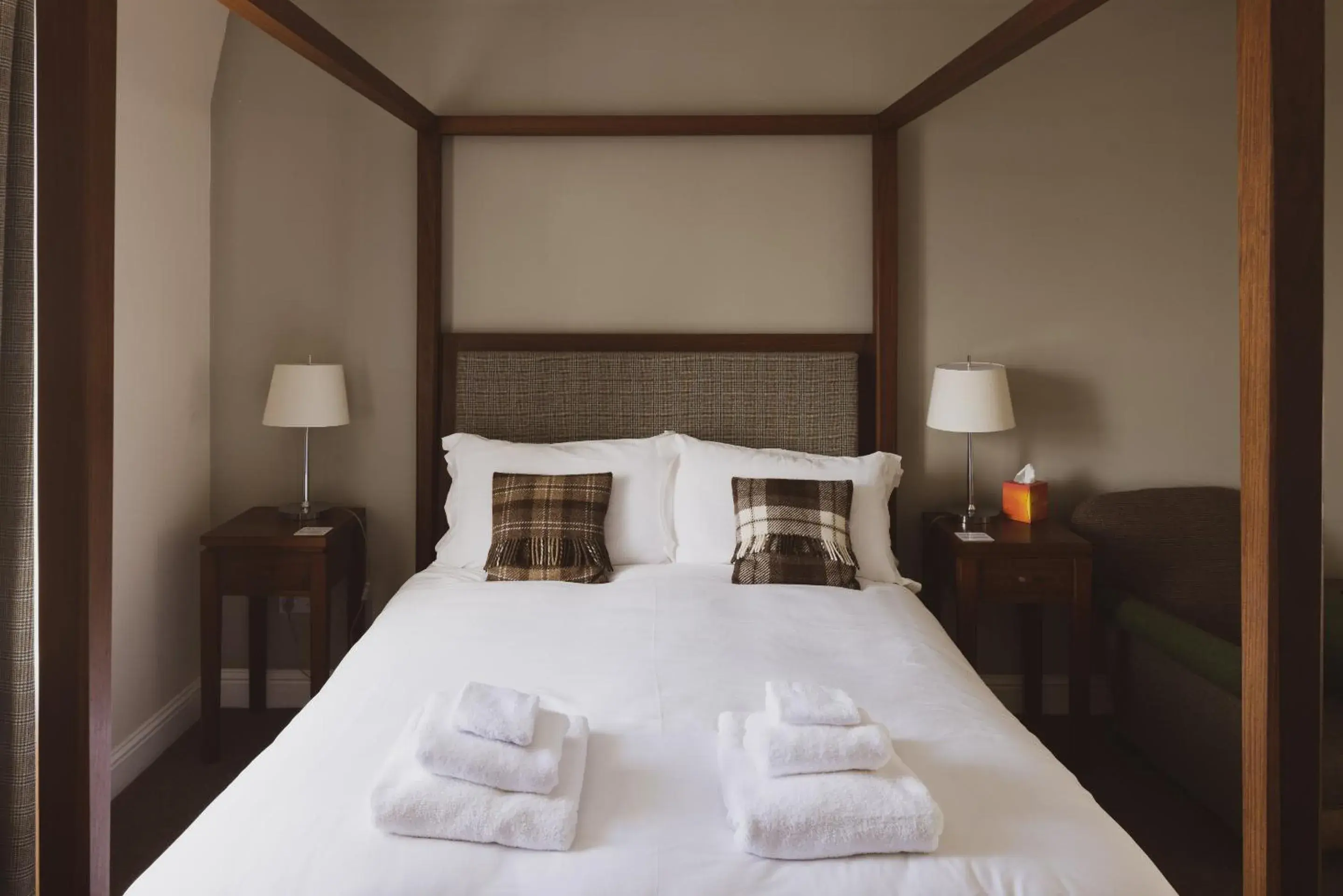 Superior Suite with Sea View in Scalloway Hotel Superior Suite with Sea View in Scalloway Hotel