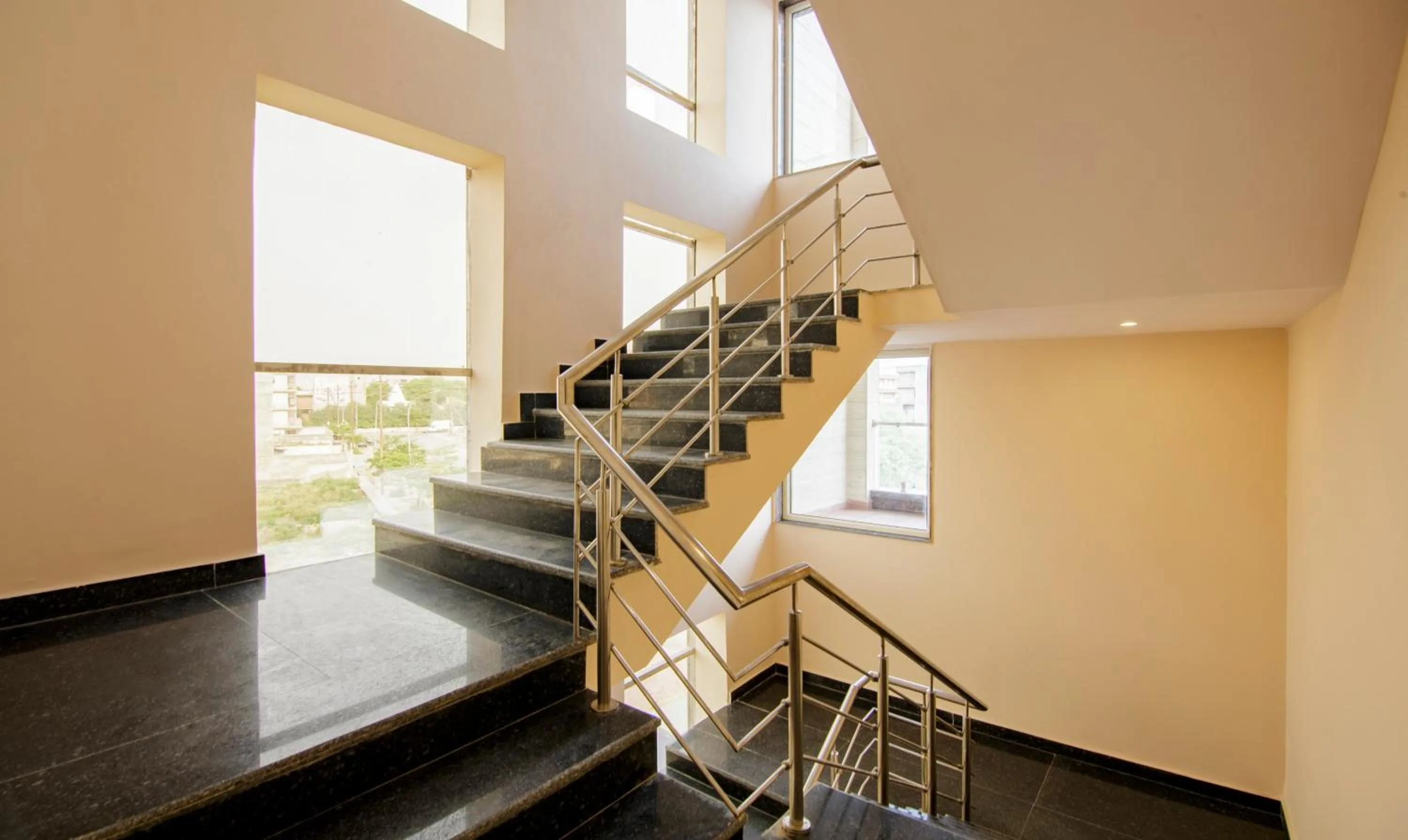 Lobby or reception in Treebo Grand Vista - 63A