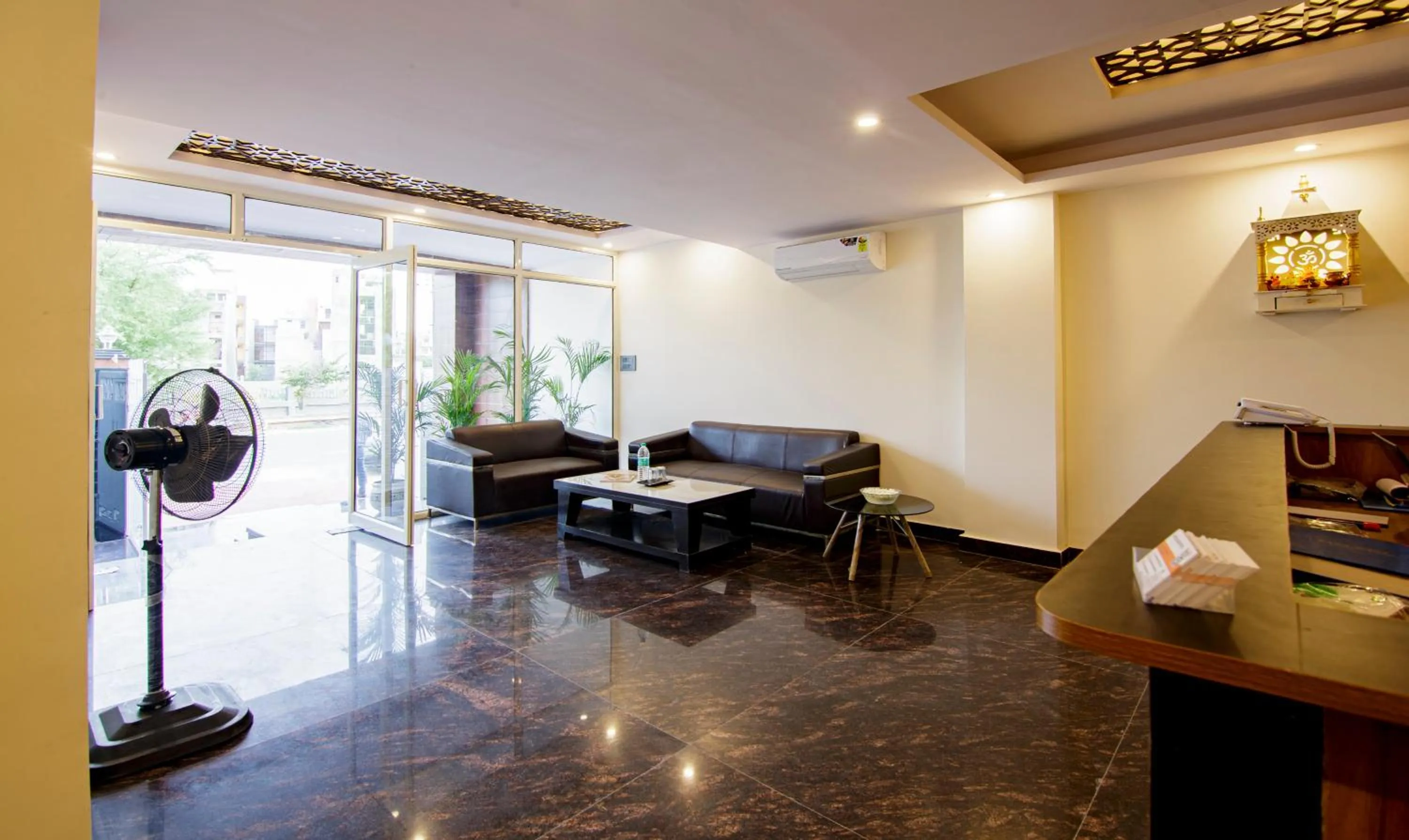 Seating area in Treebo Grand Vista - 63A