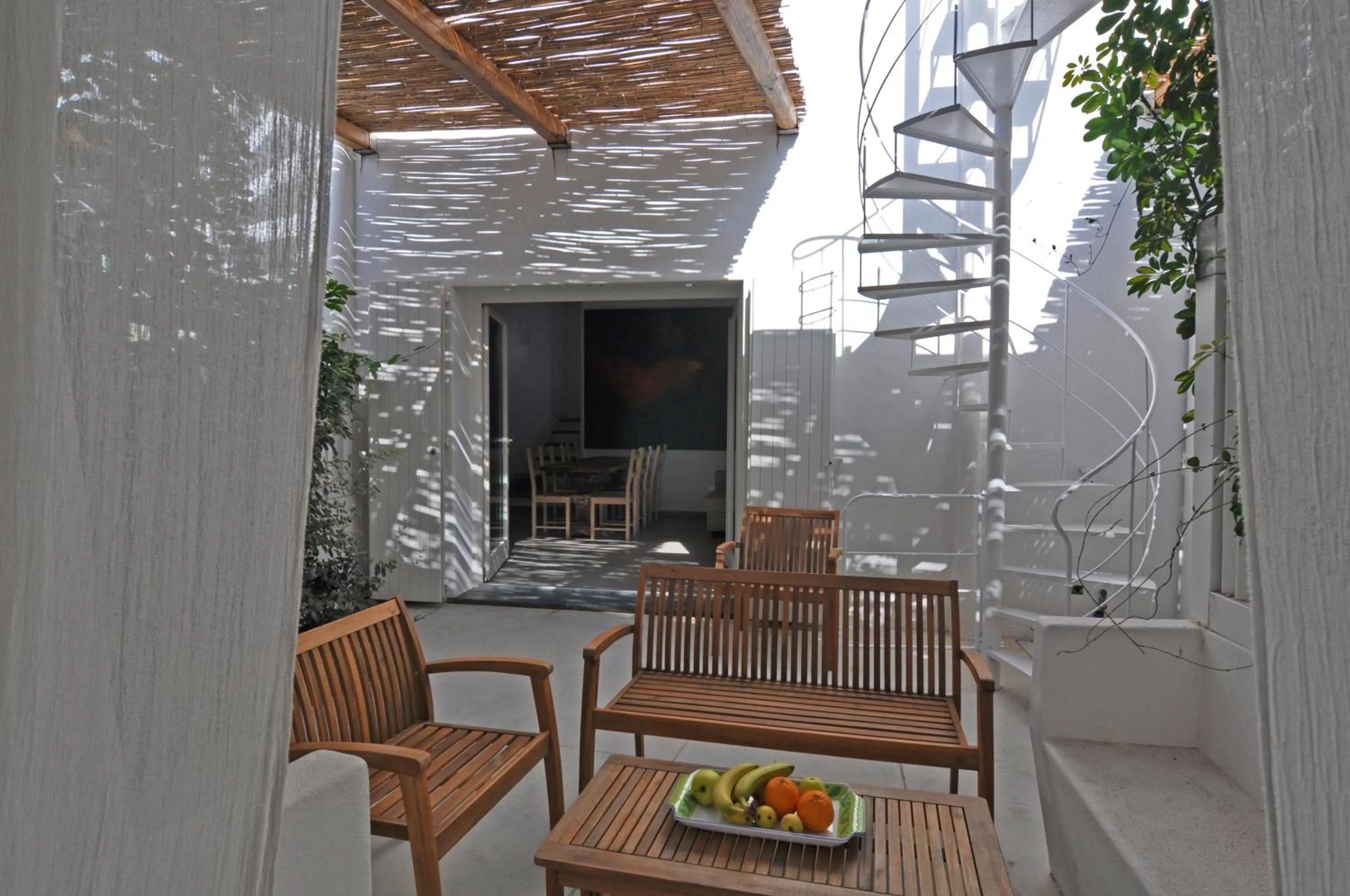 Patio in Il Gabbiano Relais in Stromboli