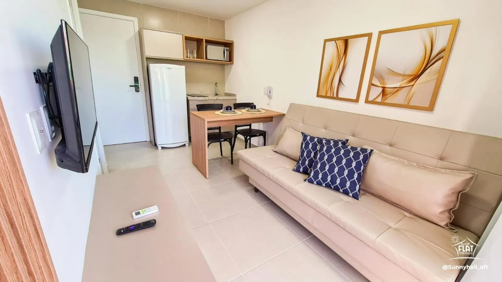 Living room in Sunny Hall by AFT