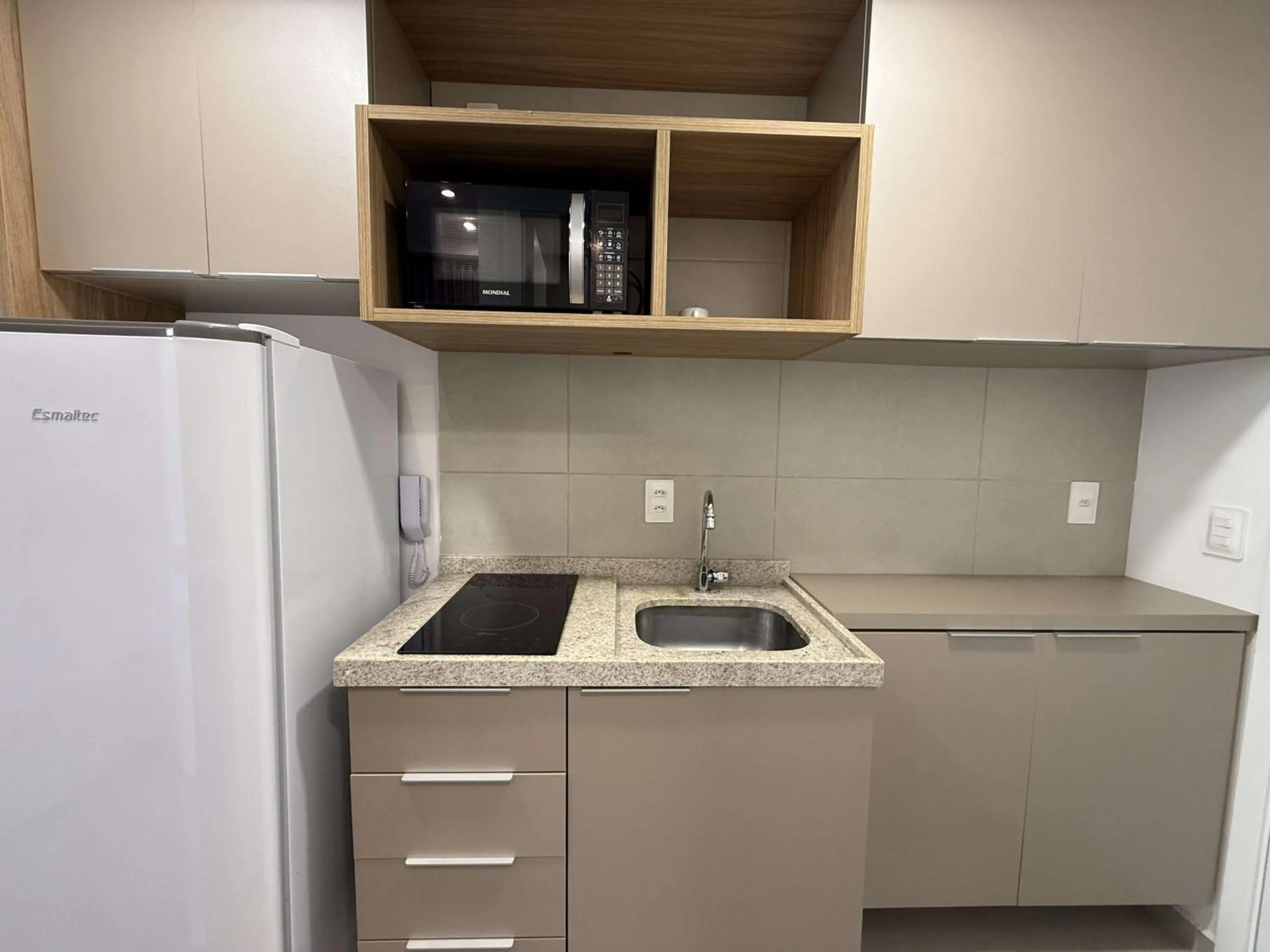 Kitchen or kitchenette in Sunny Hall by AFT