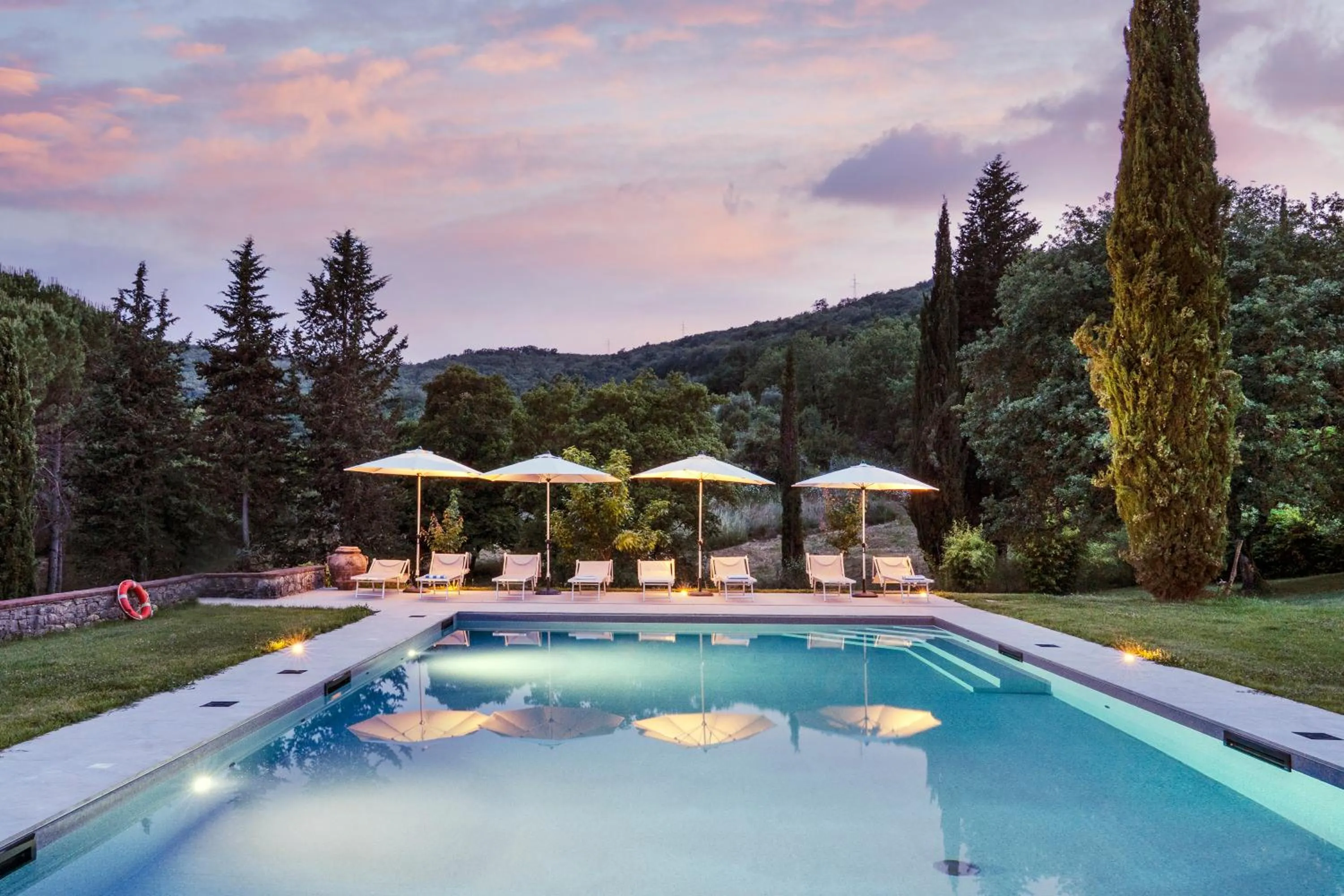 Garden view in La Corte del Chianti Classico