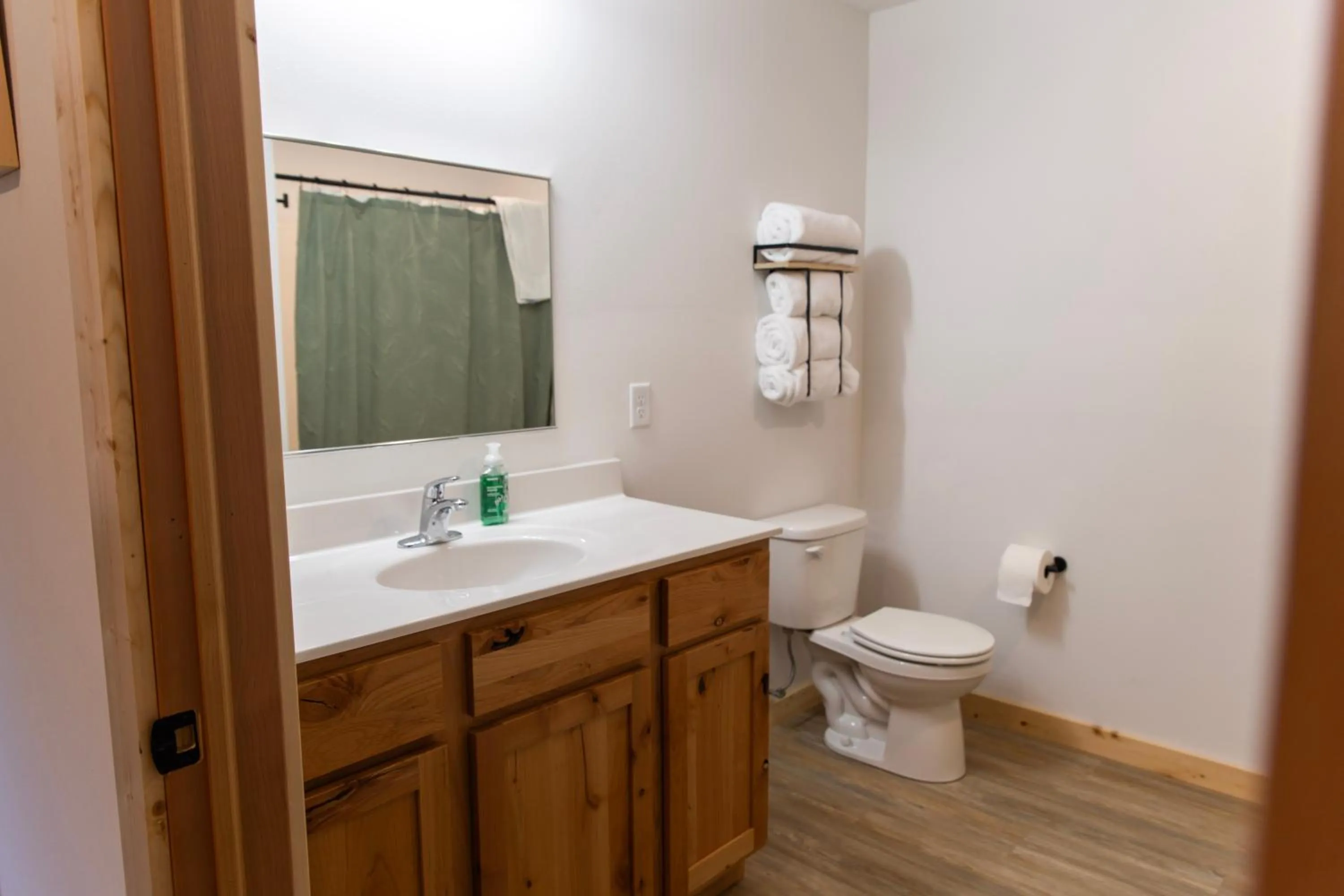 Bathroom in Bluffside Gardens