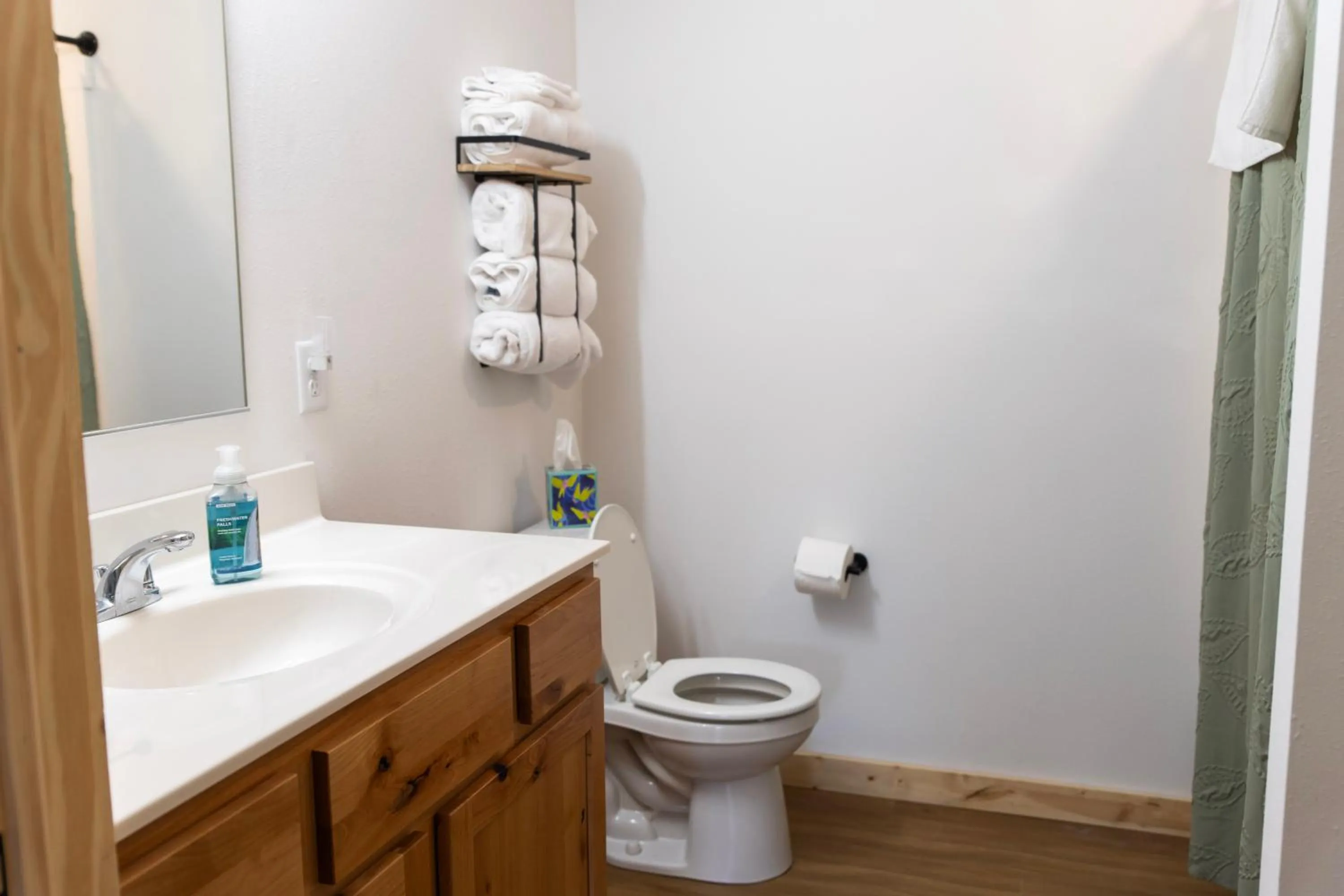 Bathroom in Bluffside Gardens