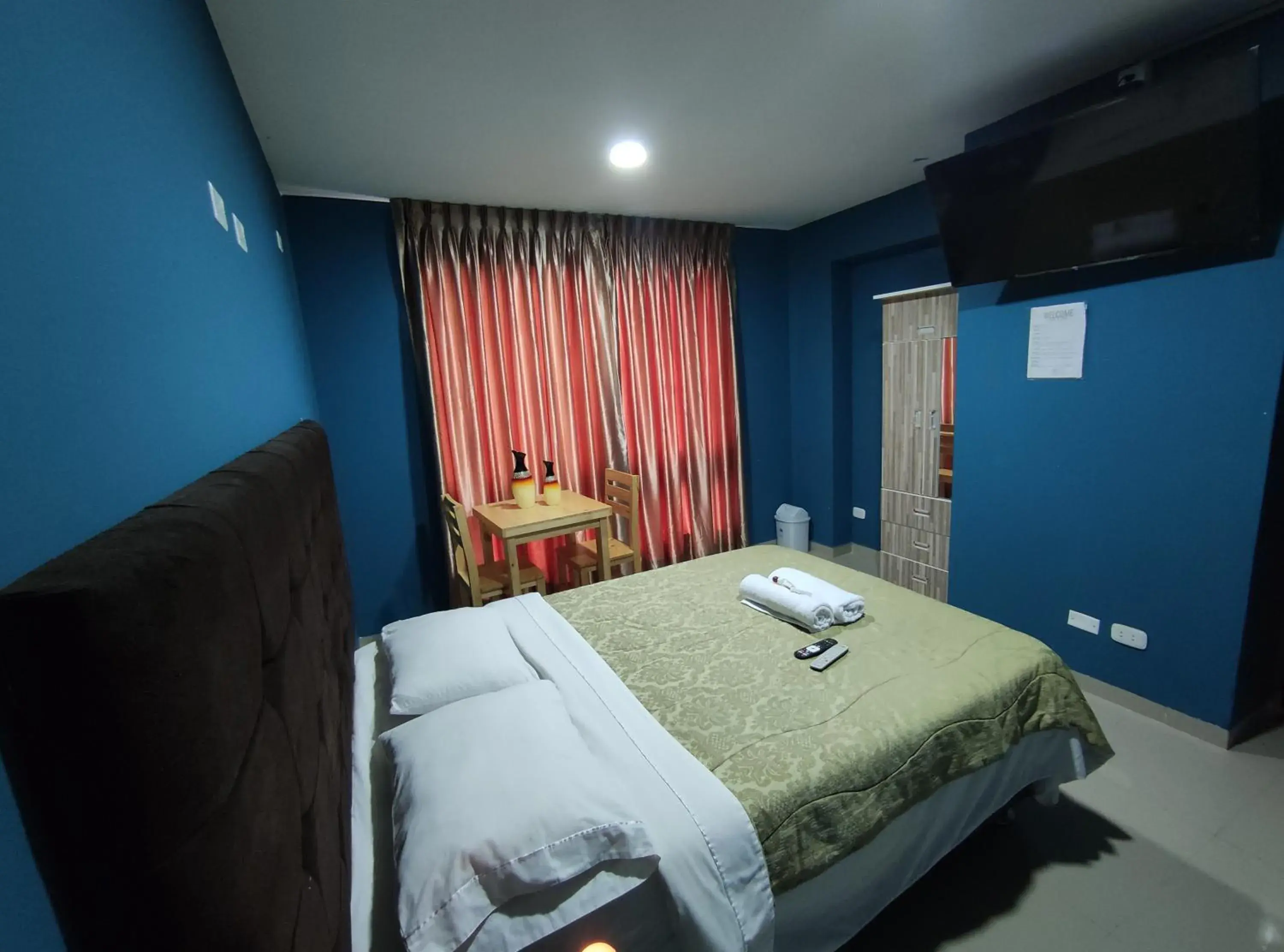 Single Room with Shared Bathroom - single occupancy in Inti Llaqta Hotel & Suites Single Room with Shared Bathroom - single occupancy in Inti Llaqta Hotel & Suites