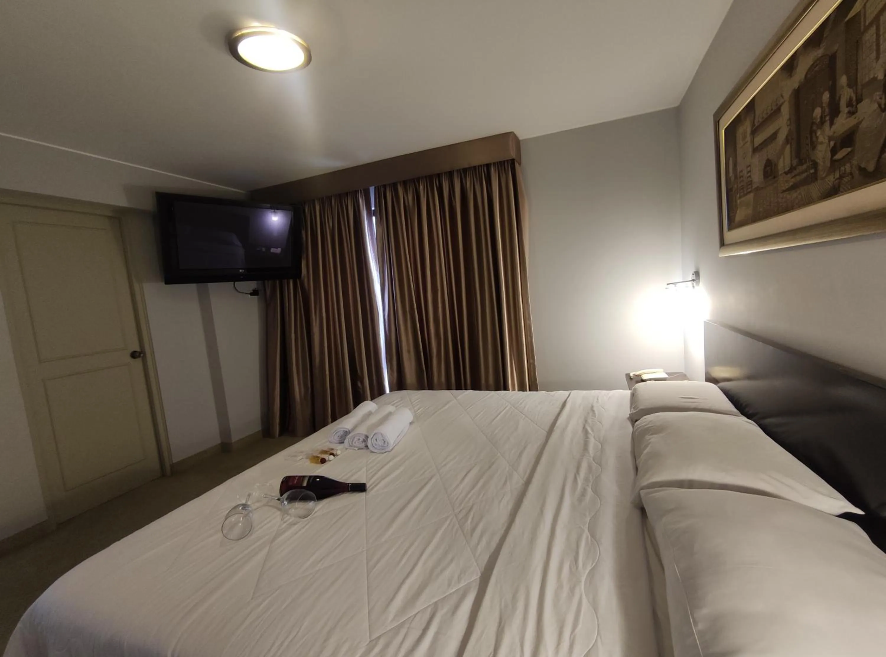 Photo of the whole room, Bed in Inti Llaqta Hotel & Suites