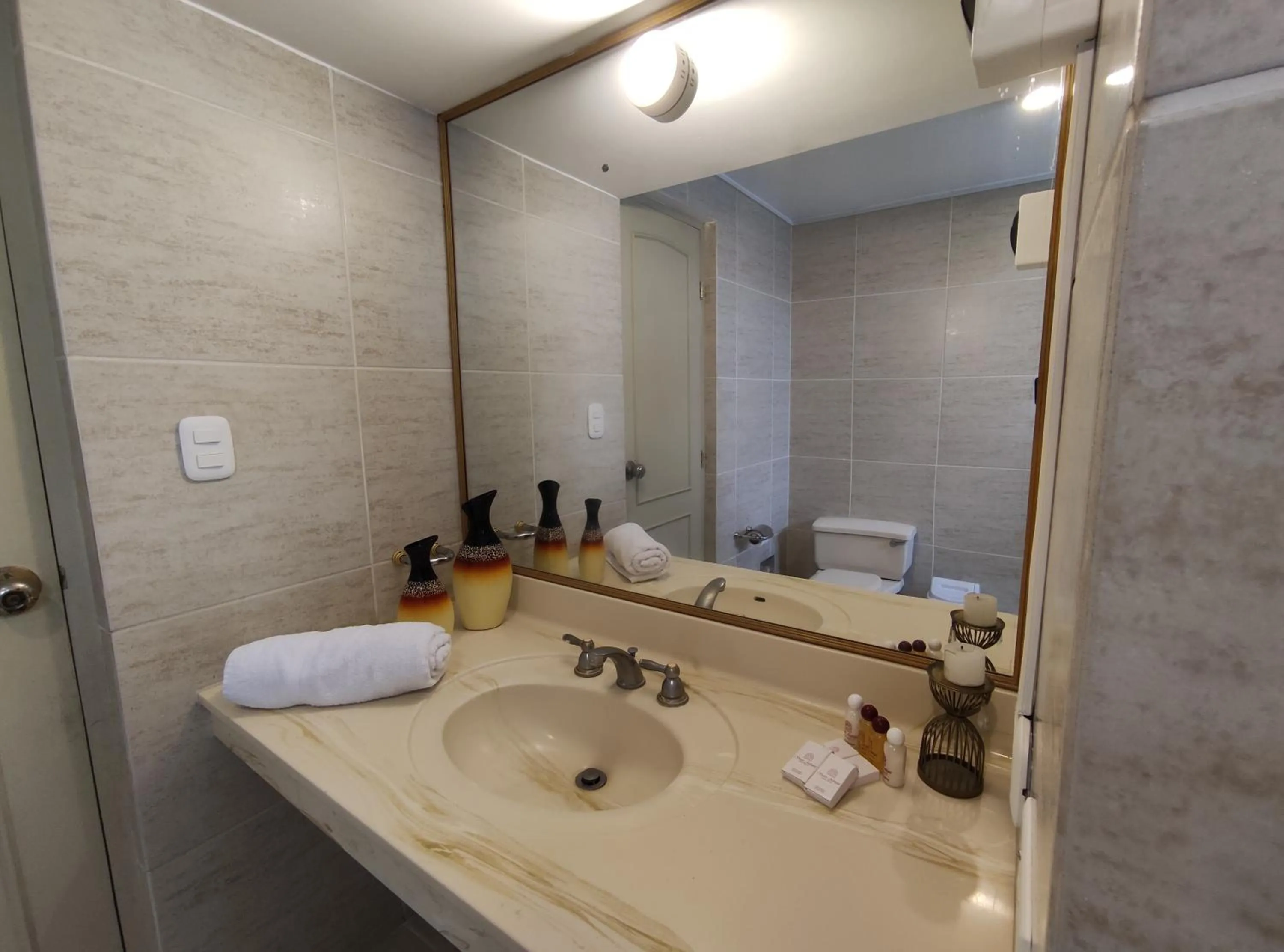 Bathroom in Inti Llaqta Hotel & Suites