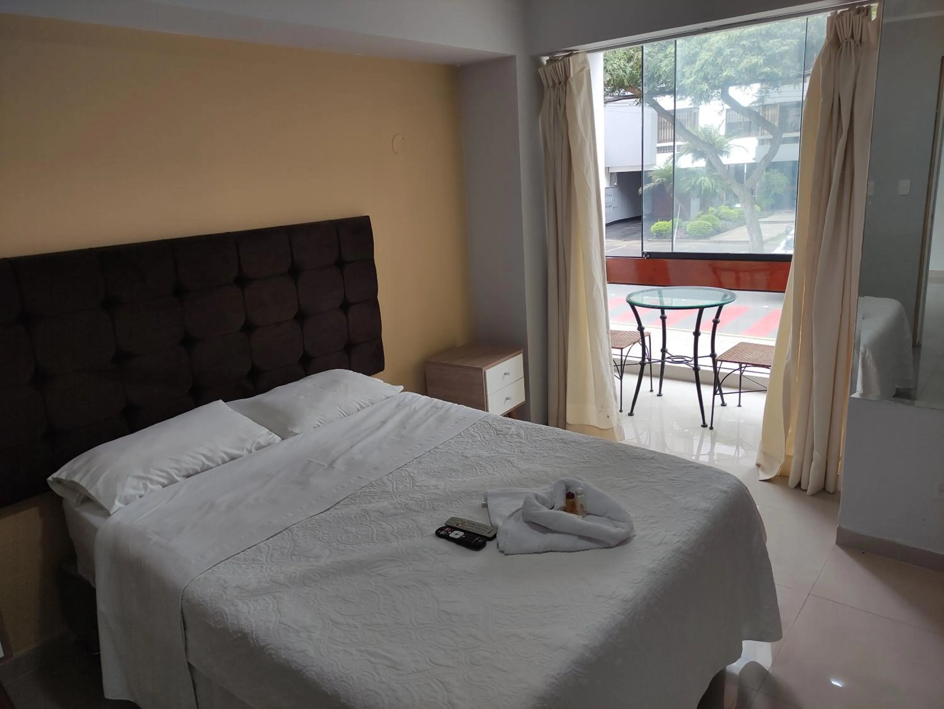 Photo of the whole room, Bed in Inti Llaqta Hotel & Suites